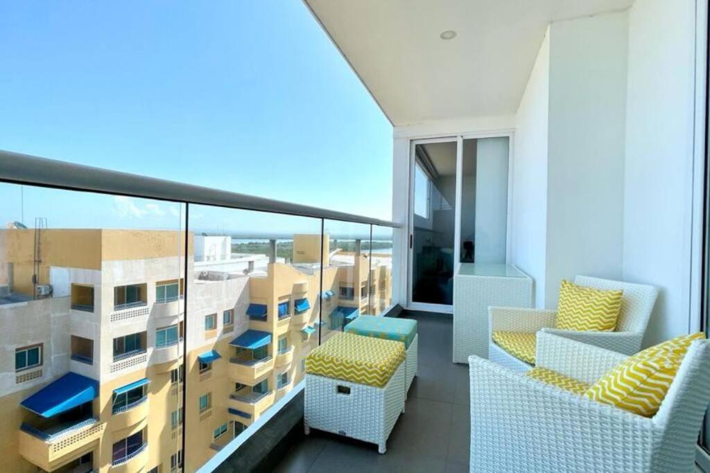 Ctgna 10 personas 3 habitaciones Playa Américas Morros
