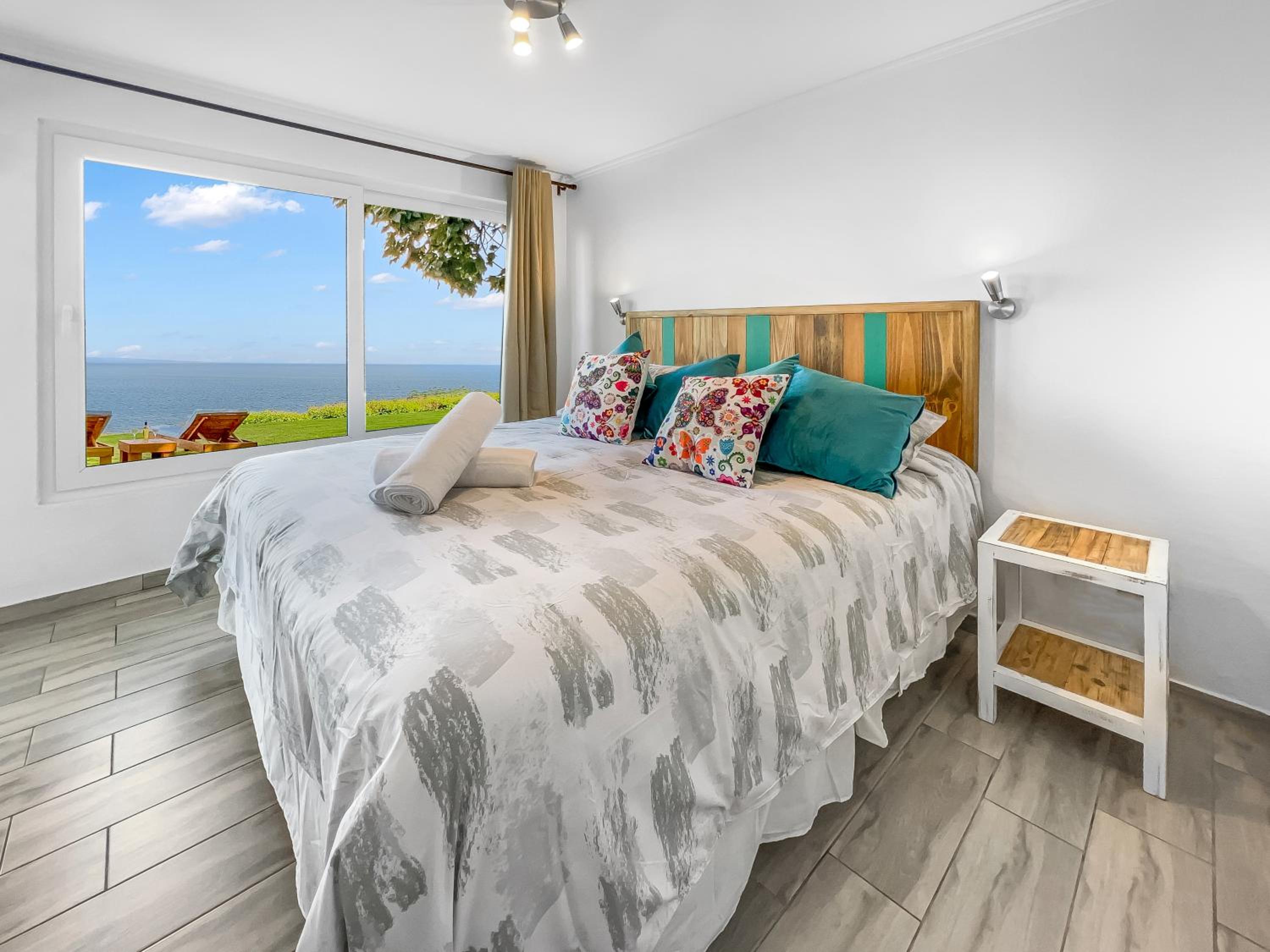 *1era Línea 1er Piso* Jardín, Playa, Piscinas 6p