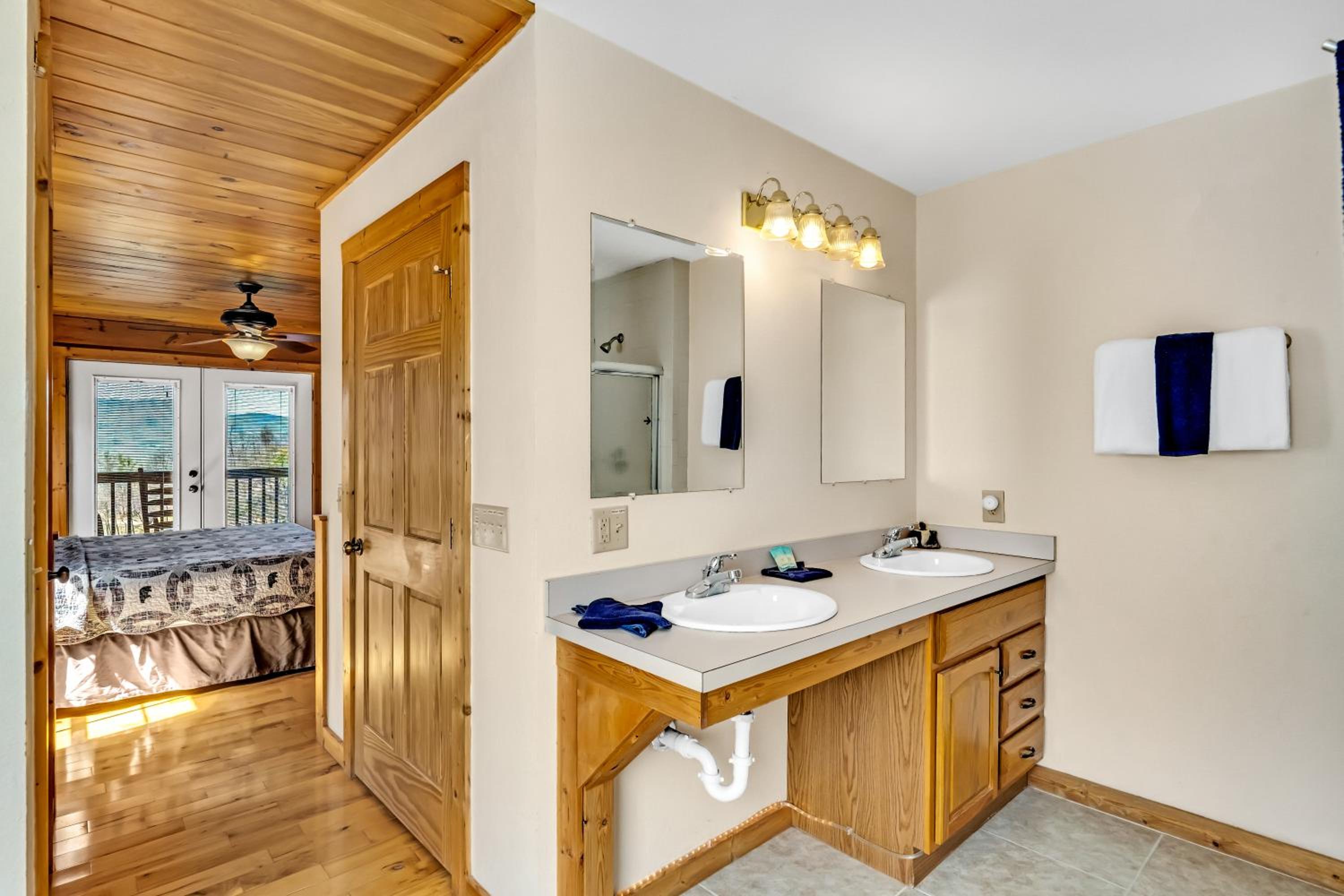 Smoky Mountain Views - Property Image 6