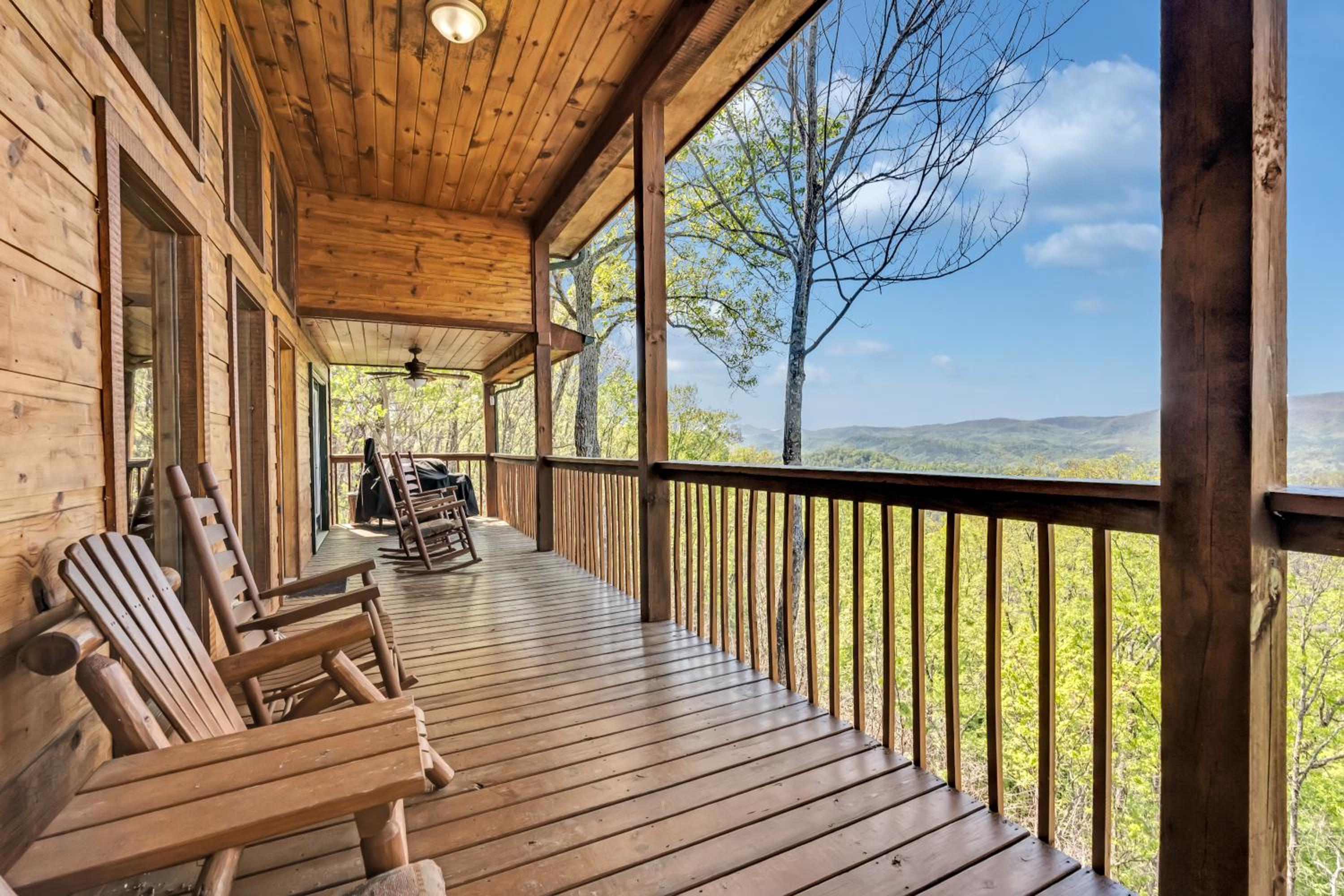 Smoky Mountain Views - Property Image 2