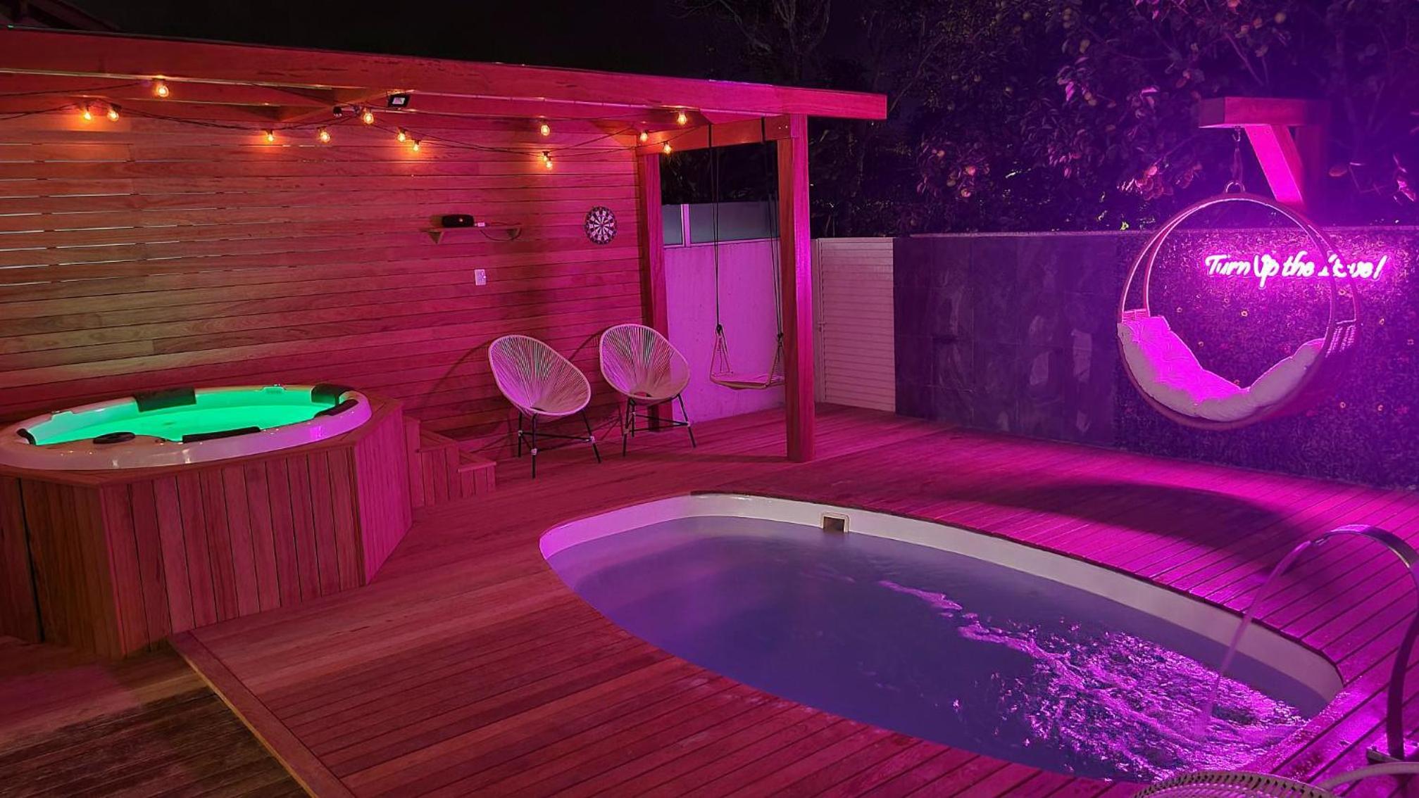 Casa 4 quartos com Piscina e Jacuzzi em Jurerê