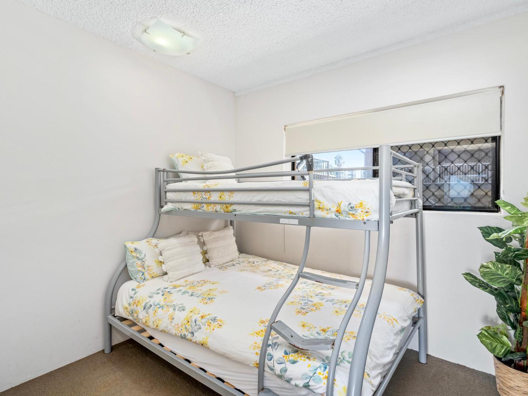 Pacific Breeze - Hosted by Burleigh Letting