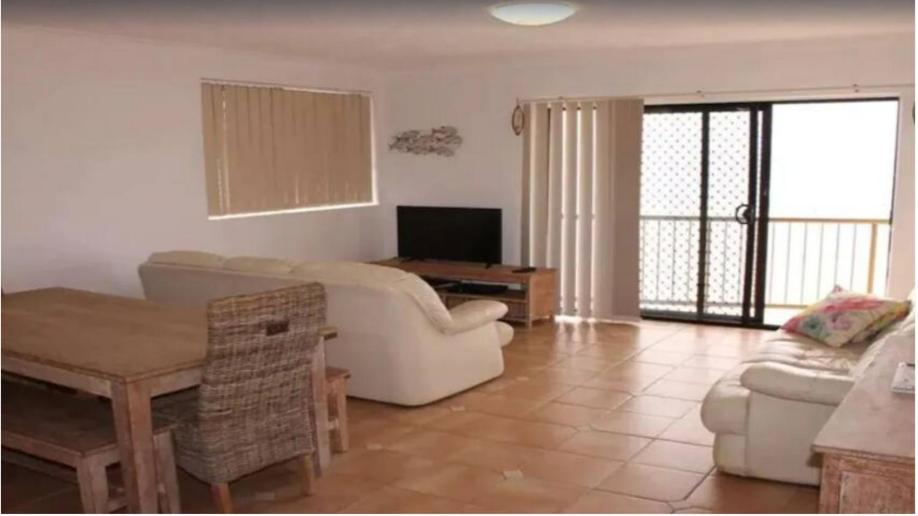 Pacific Breeze - Hosted by Burleigh Letting