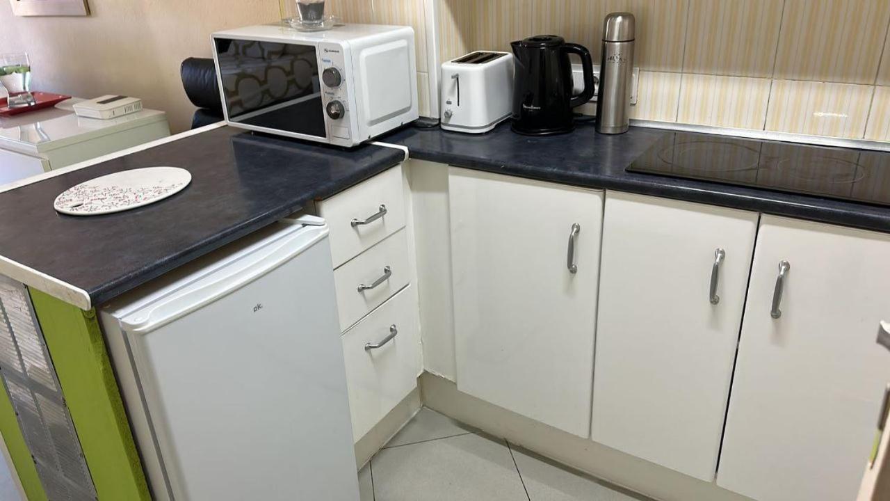 Lovely apartment near airport