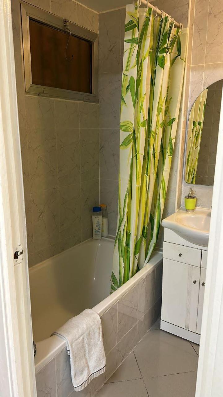 Lovely apartment near airport