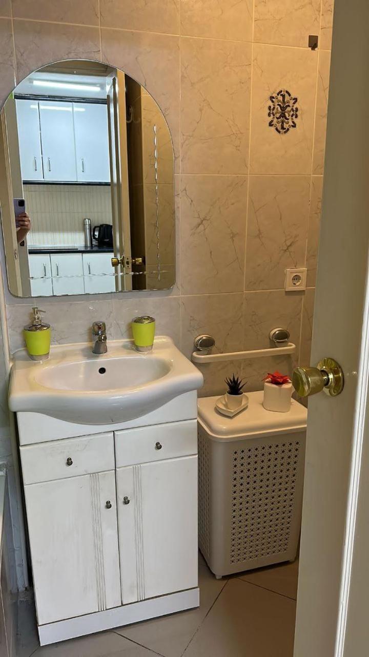 Lovely apartment near airport