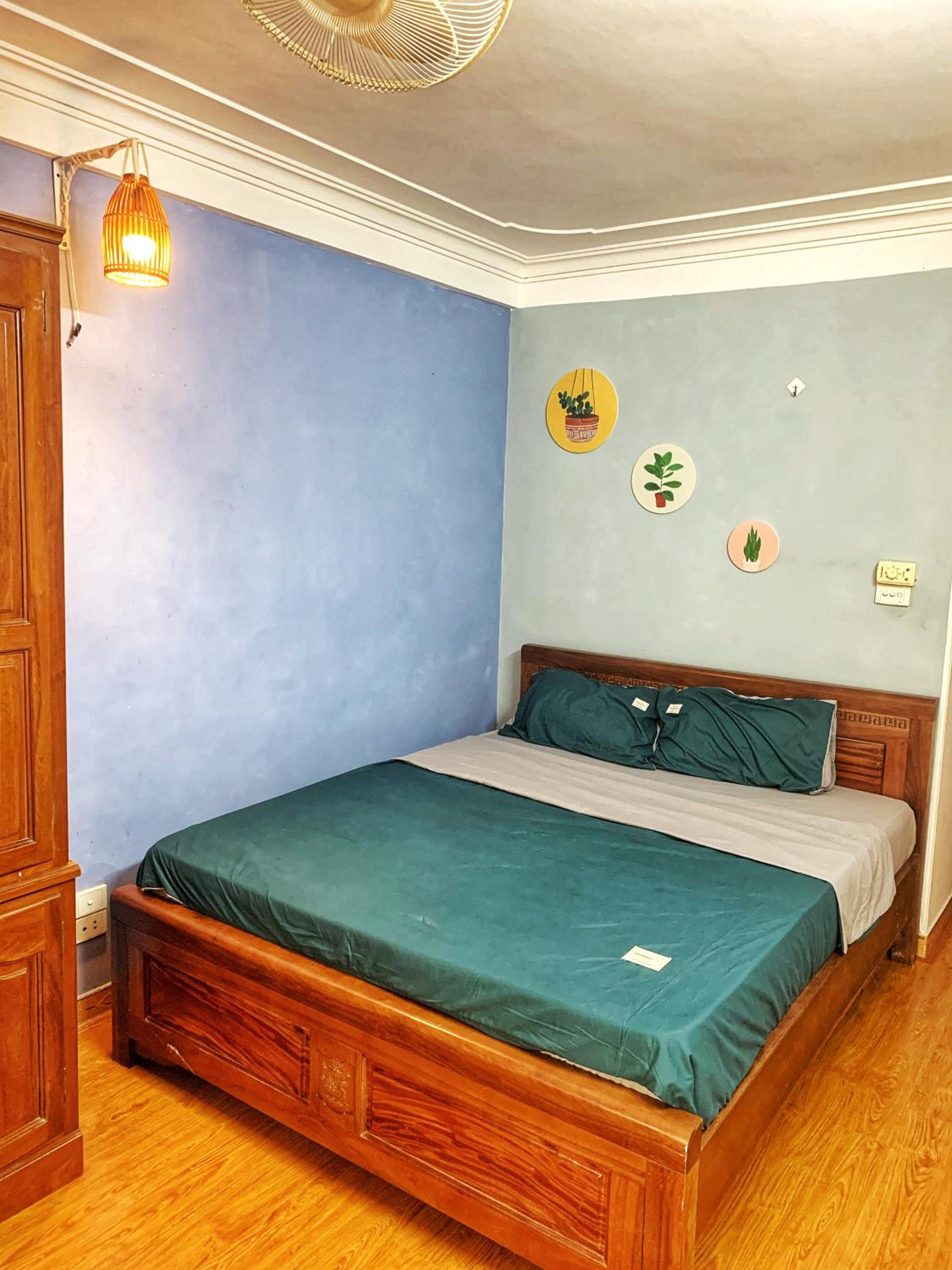 Rainbow HomeStay - No 8 Alley 18B Tong Dan