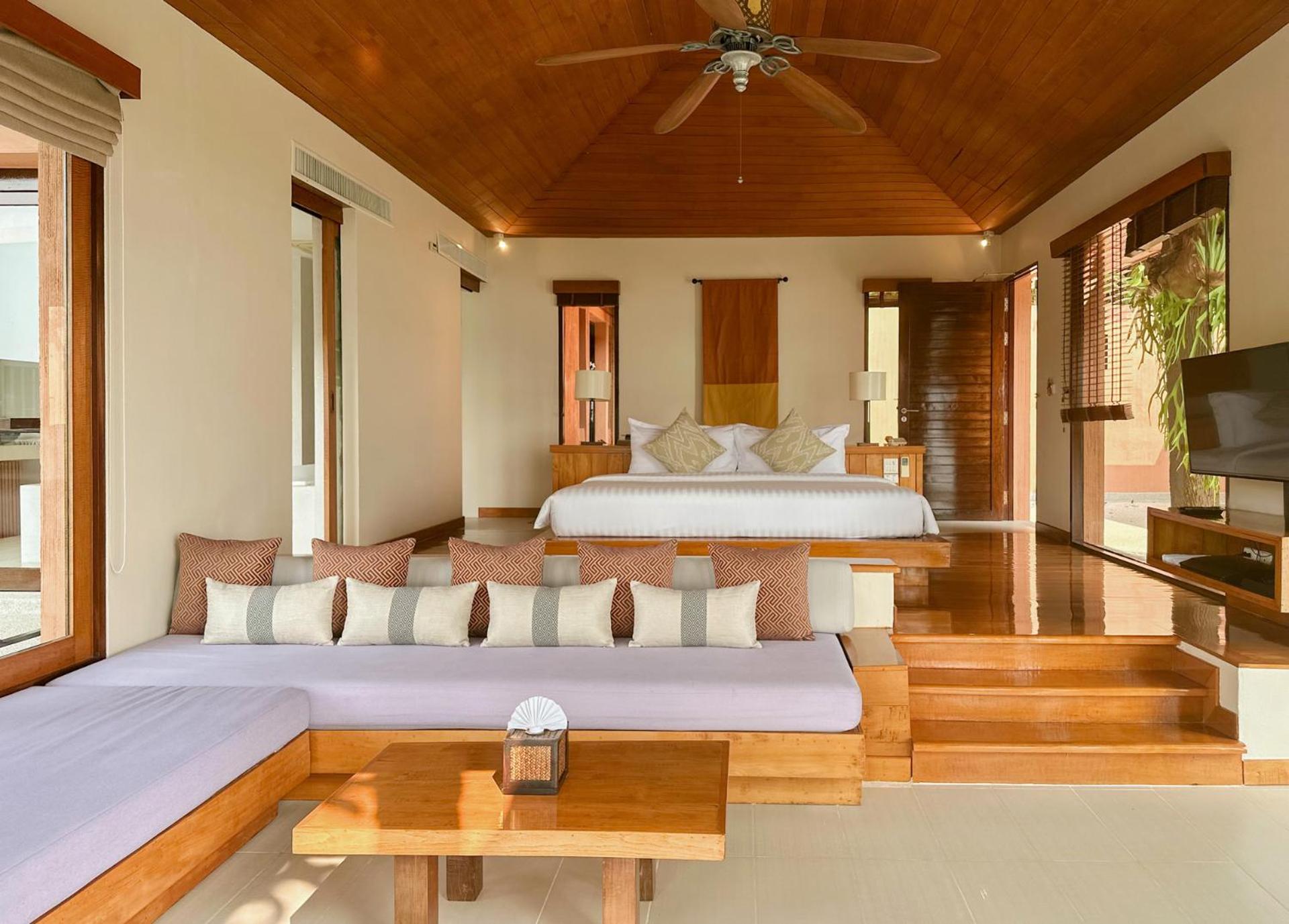 Korsiri Pool Villas