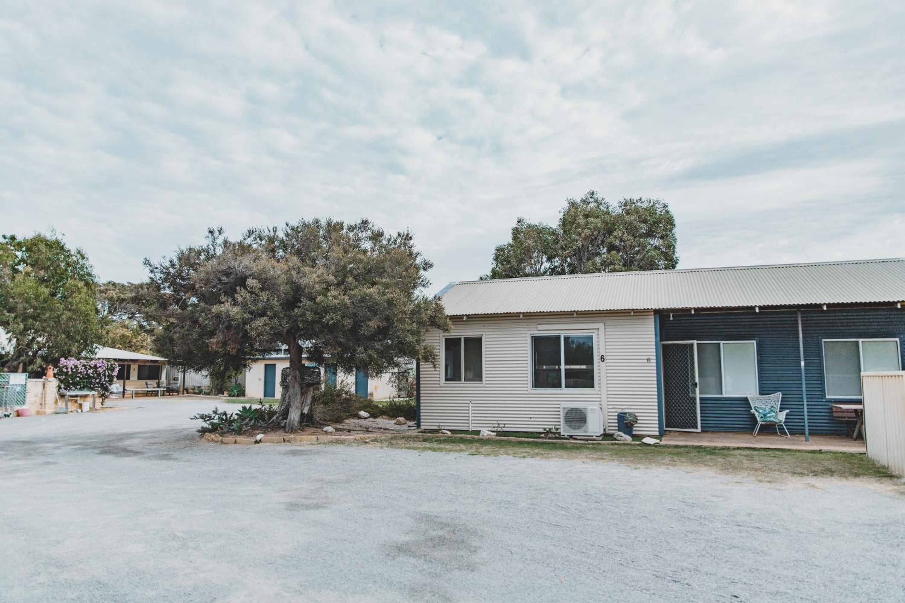 Dongara Hotel Motel