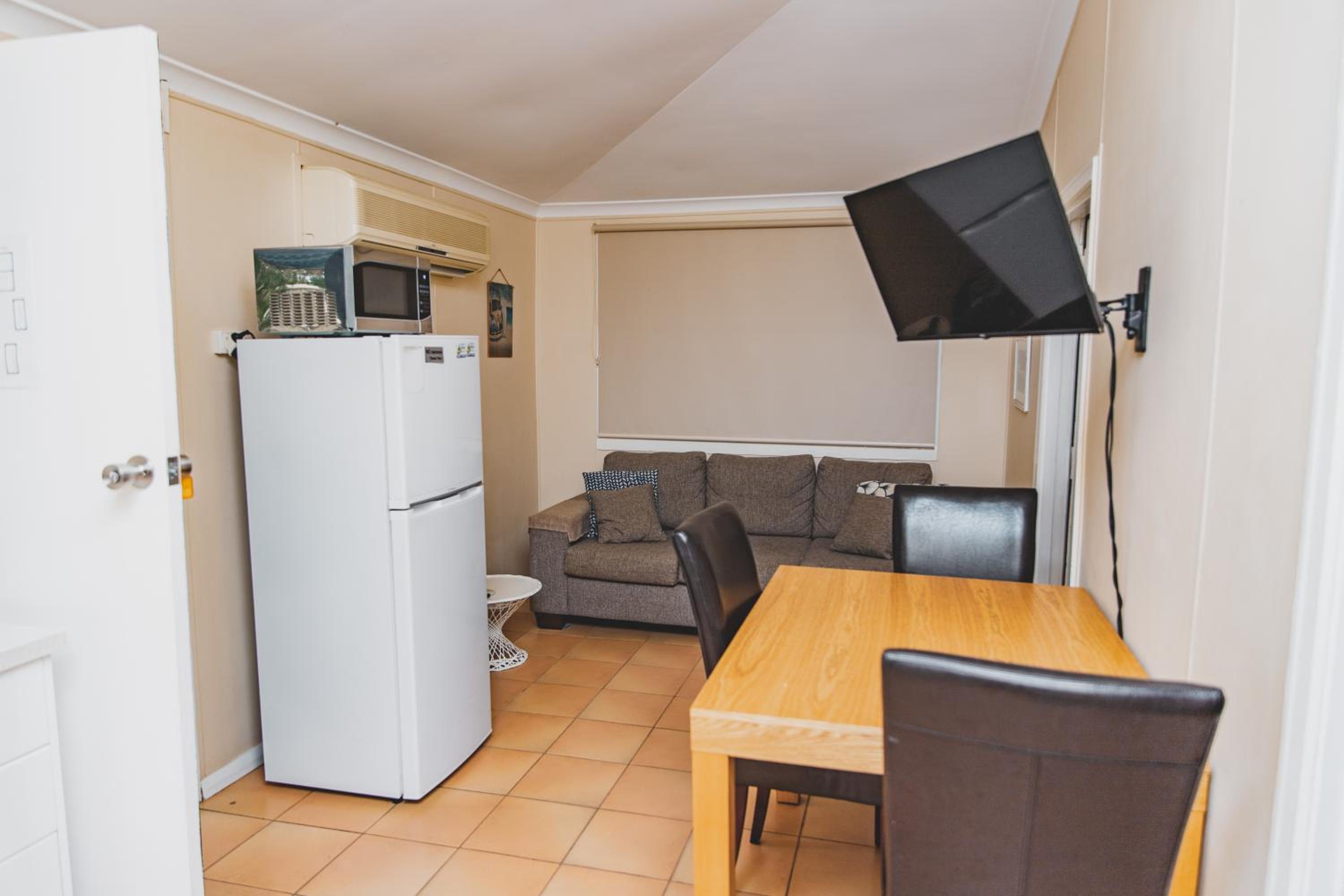 Dongara Hotel Motel