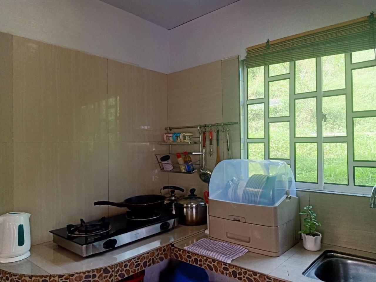 Rania Lovely Hut Homestay Kundasang photo 8