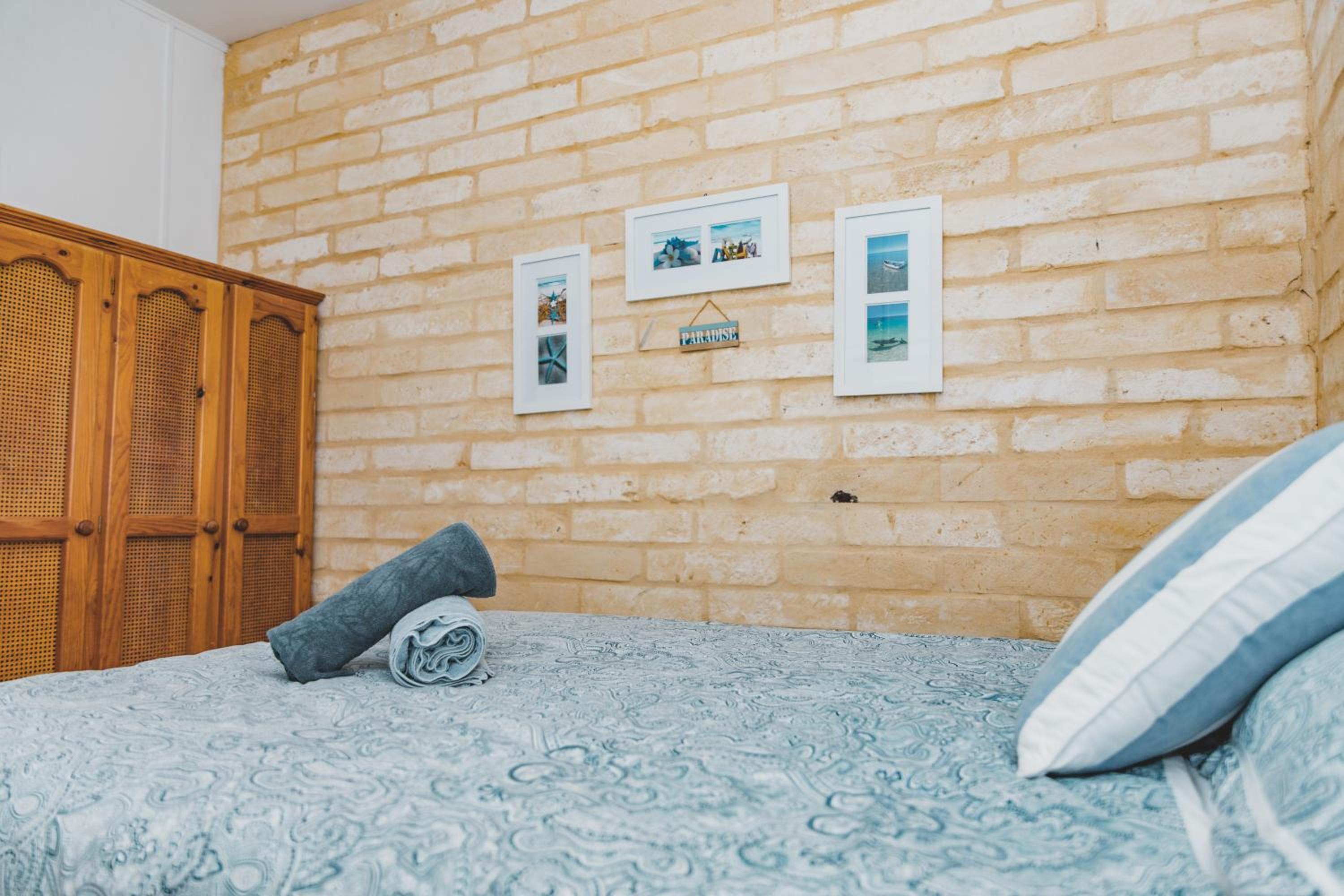 Dongara Hotel Motel