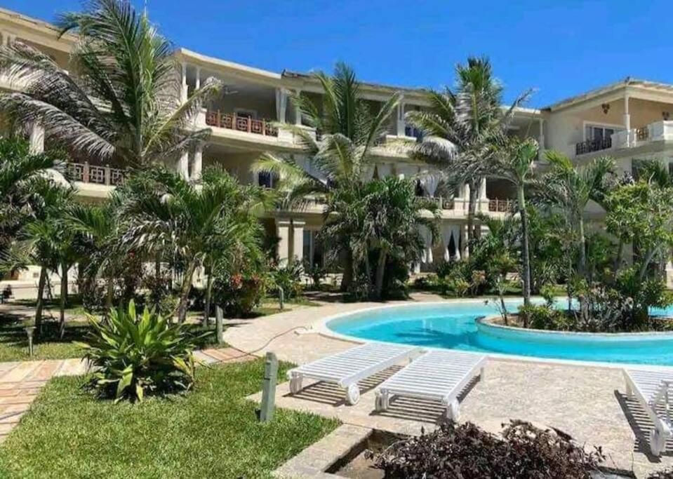 Penthouse ocean view on the beach pool WiFi view 3