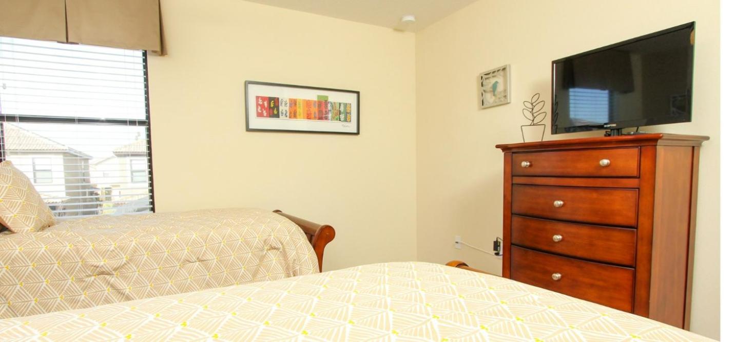 Paradise Pines 8 Bedroom House view 5