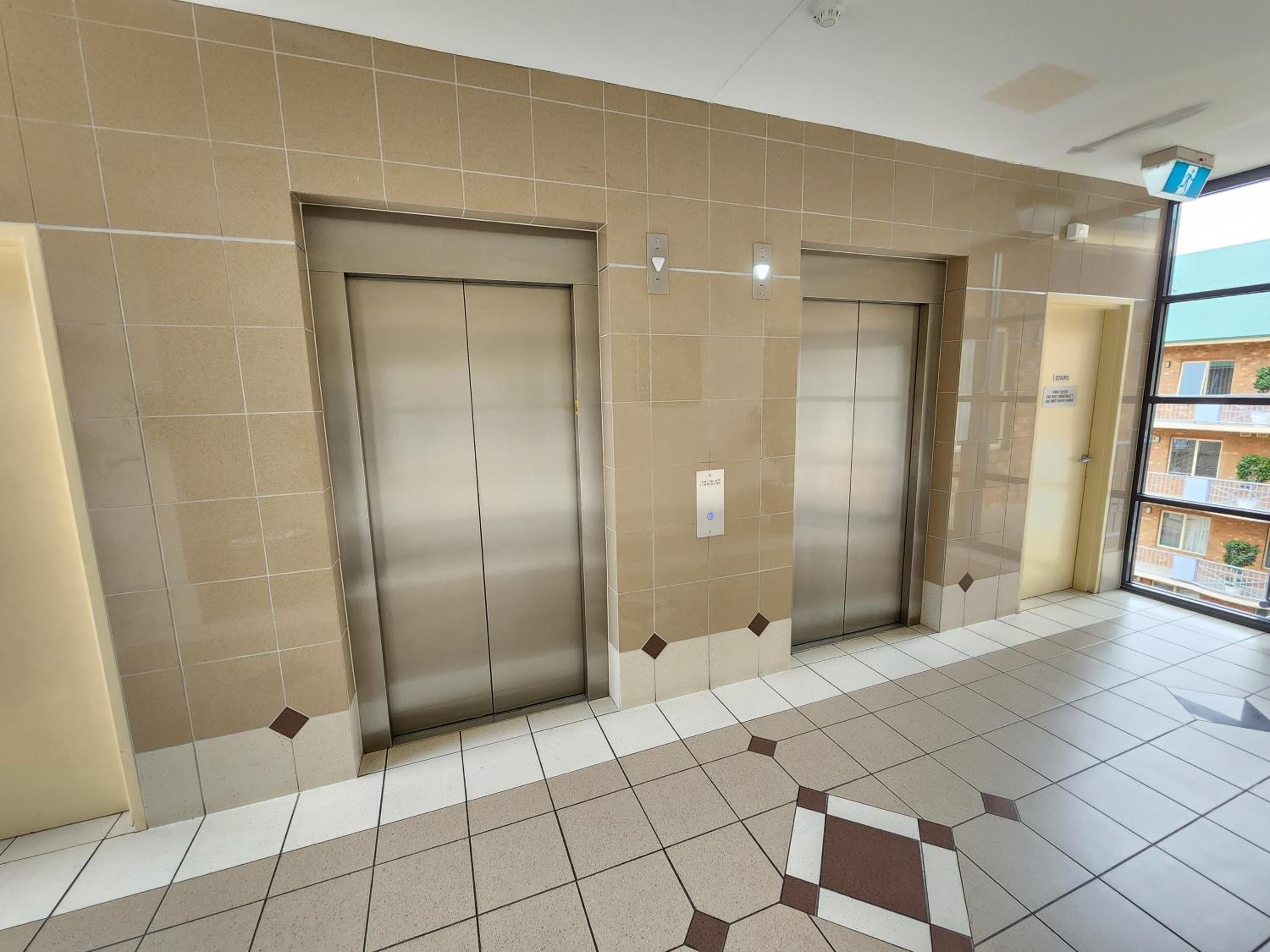 Spacious 4 BR and 2 Bathrooms City Apartment