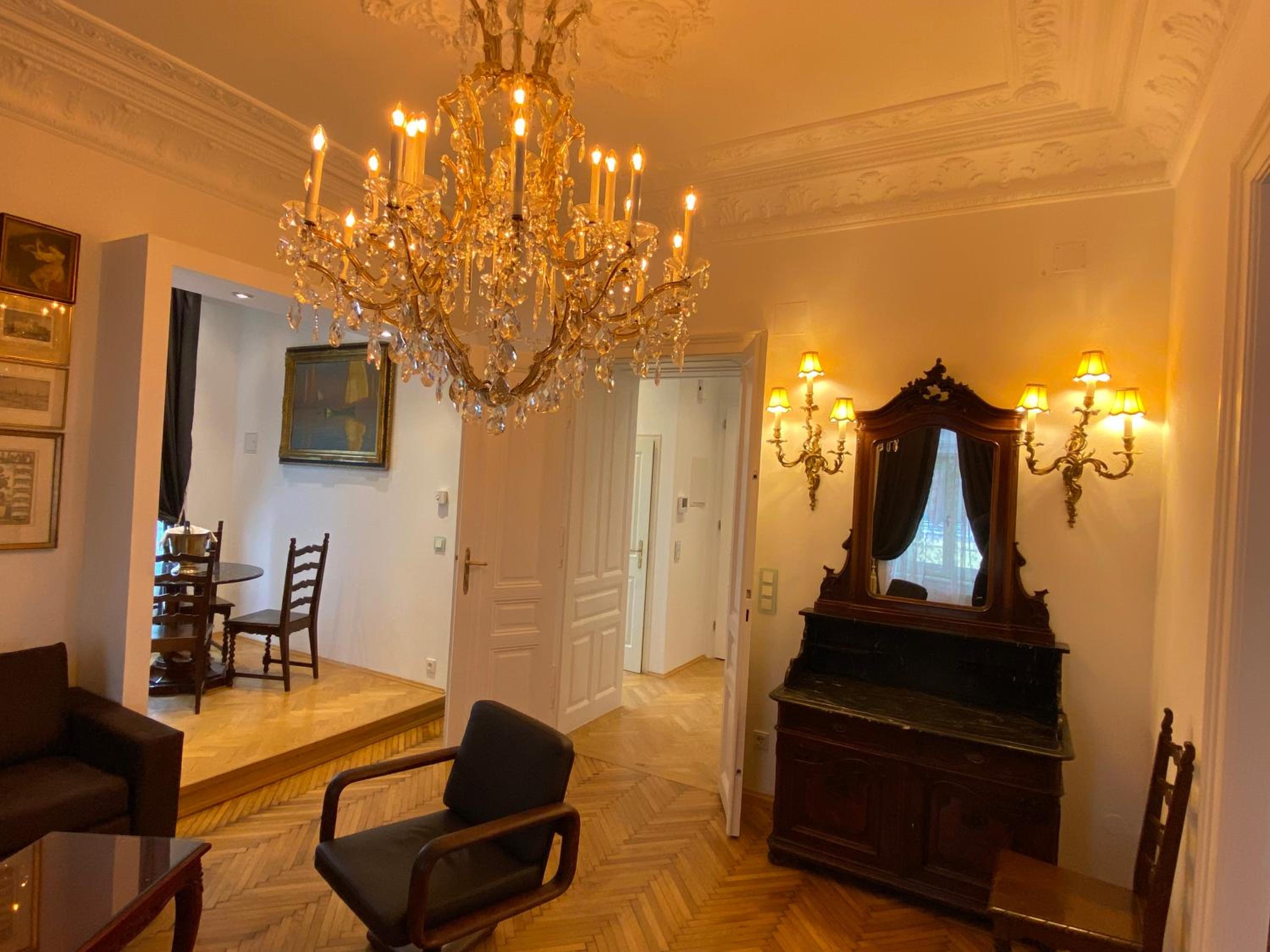 7th HEAVEN Vienna Center Apartments
