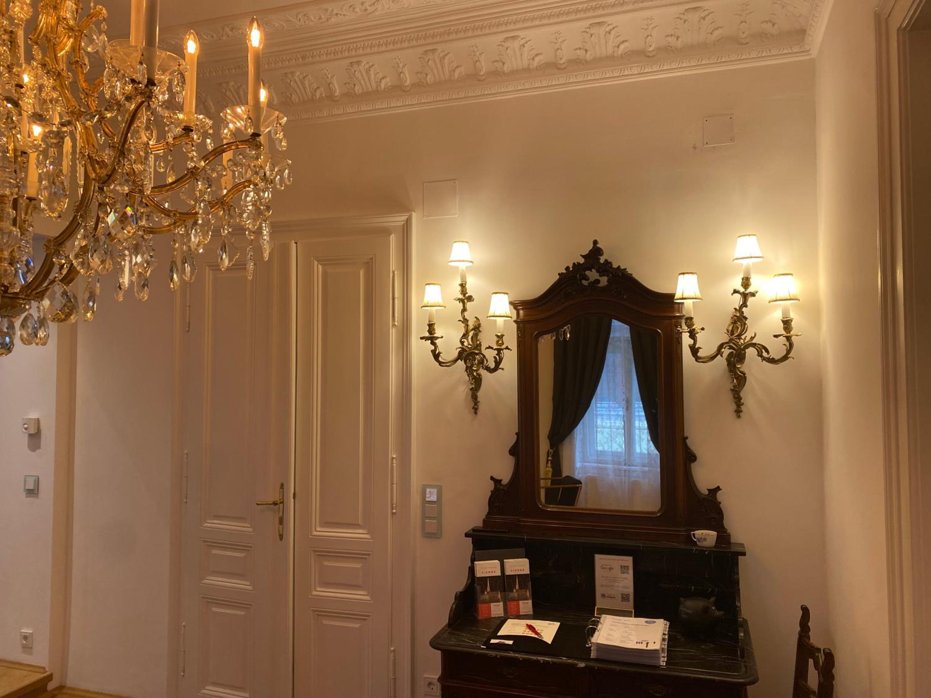 7th HEAVEN Vienna Center Apartments