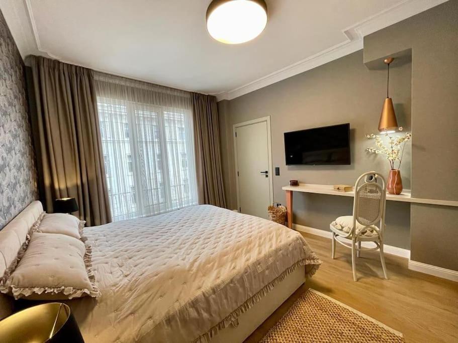 Luxury 2 Bedroom Top Central Apartment