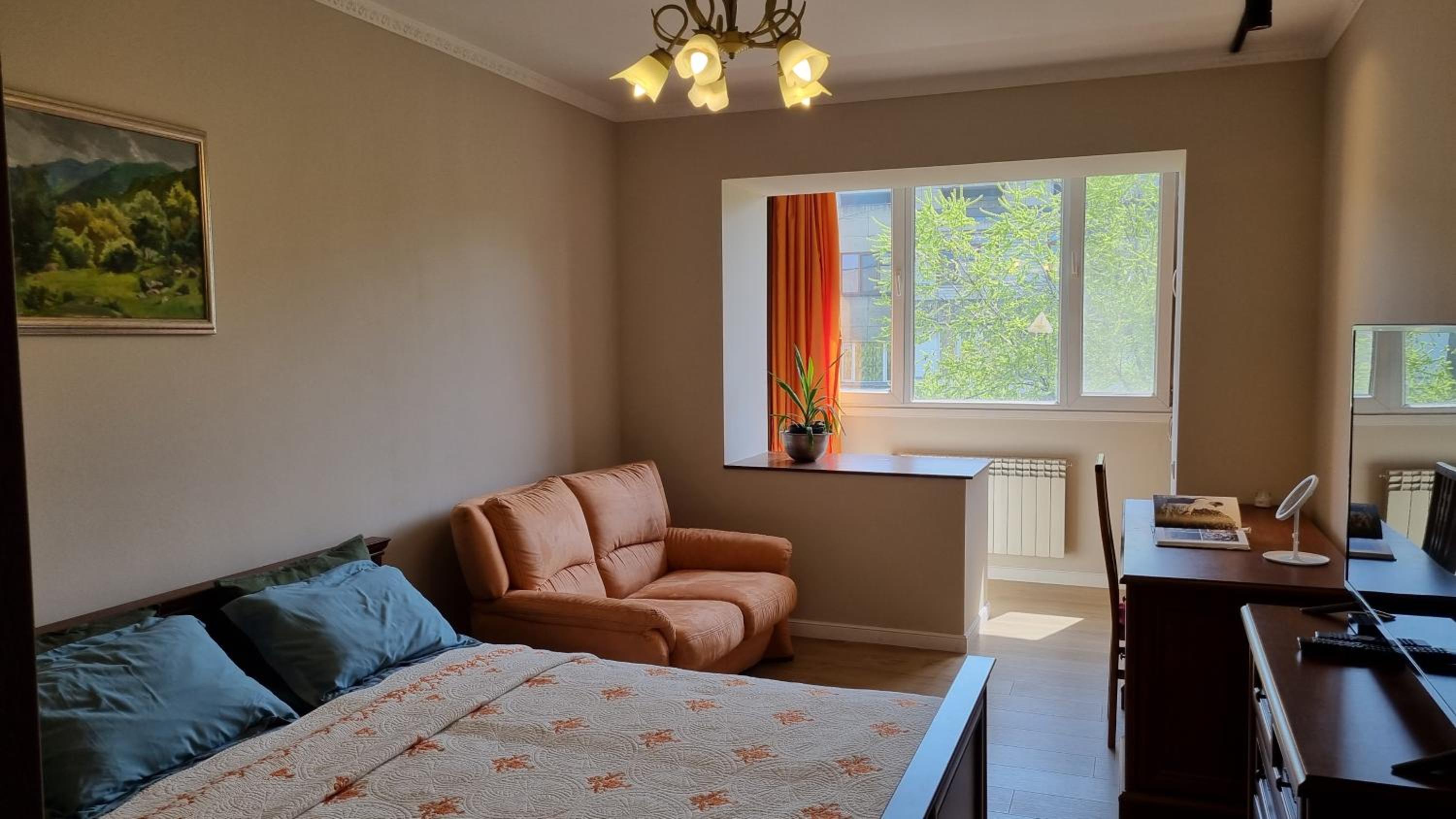 Cozy Spacious Apartment in City Center 60m2 view 3