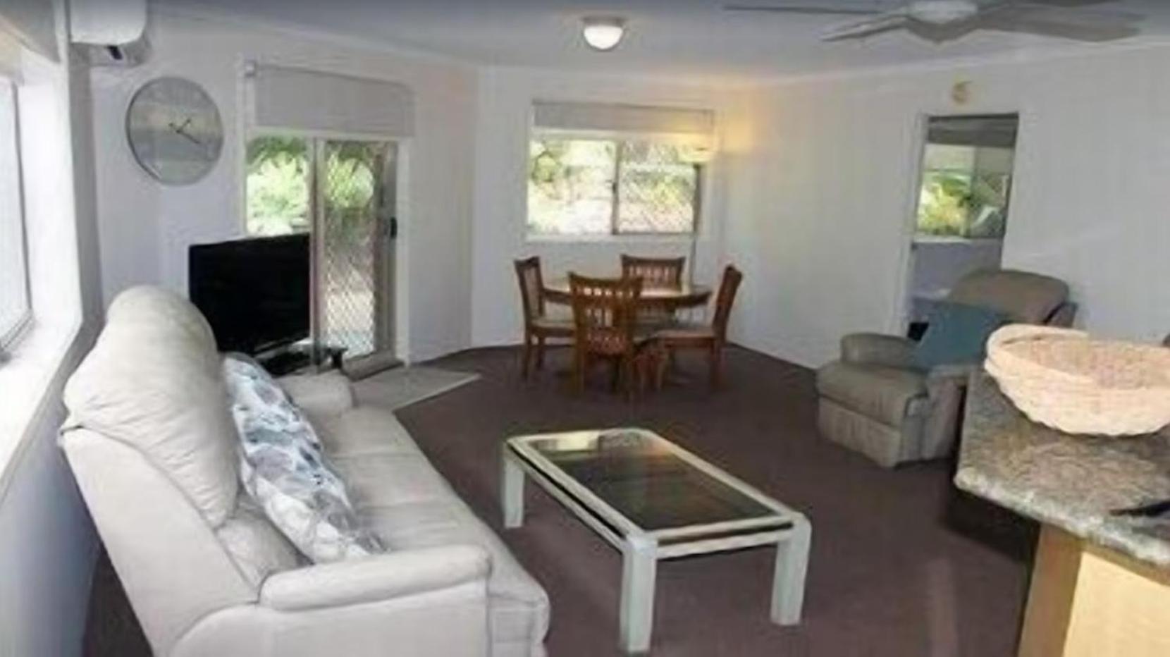 Norfolk Grove Apartment - Hosted by Burleigh Letting