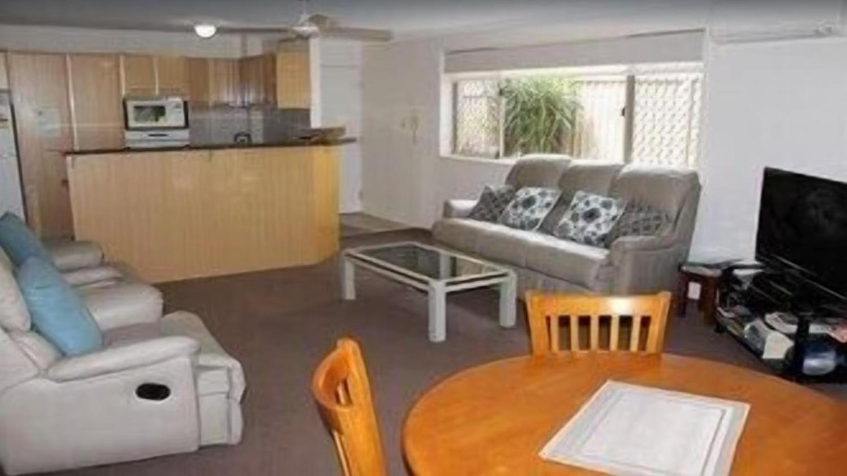 Norfolk Grove Apartment - Hosted by Burleigh Letting
