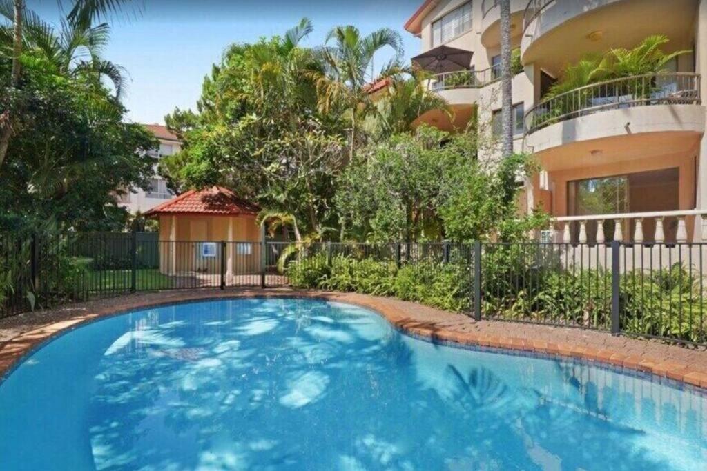 Salerno - Hosted by Burleigh Letting