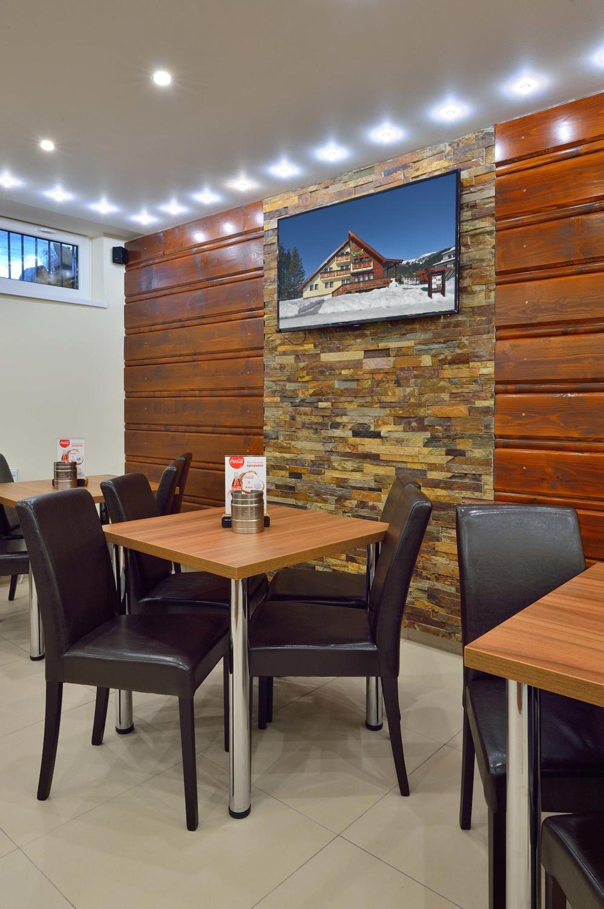 Villa Gloria Rooms & Apartments