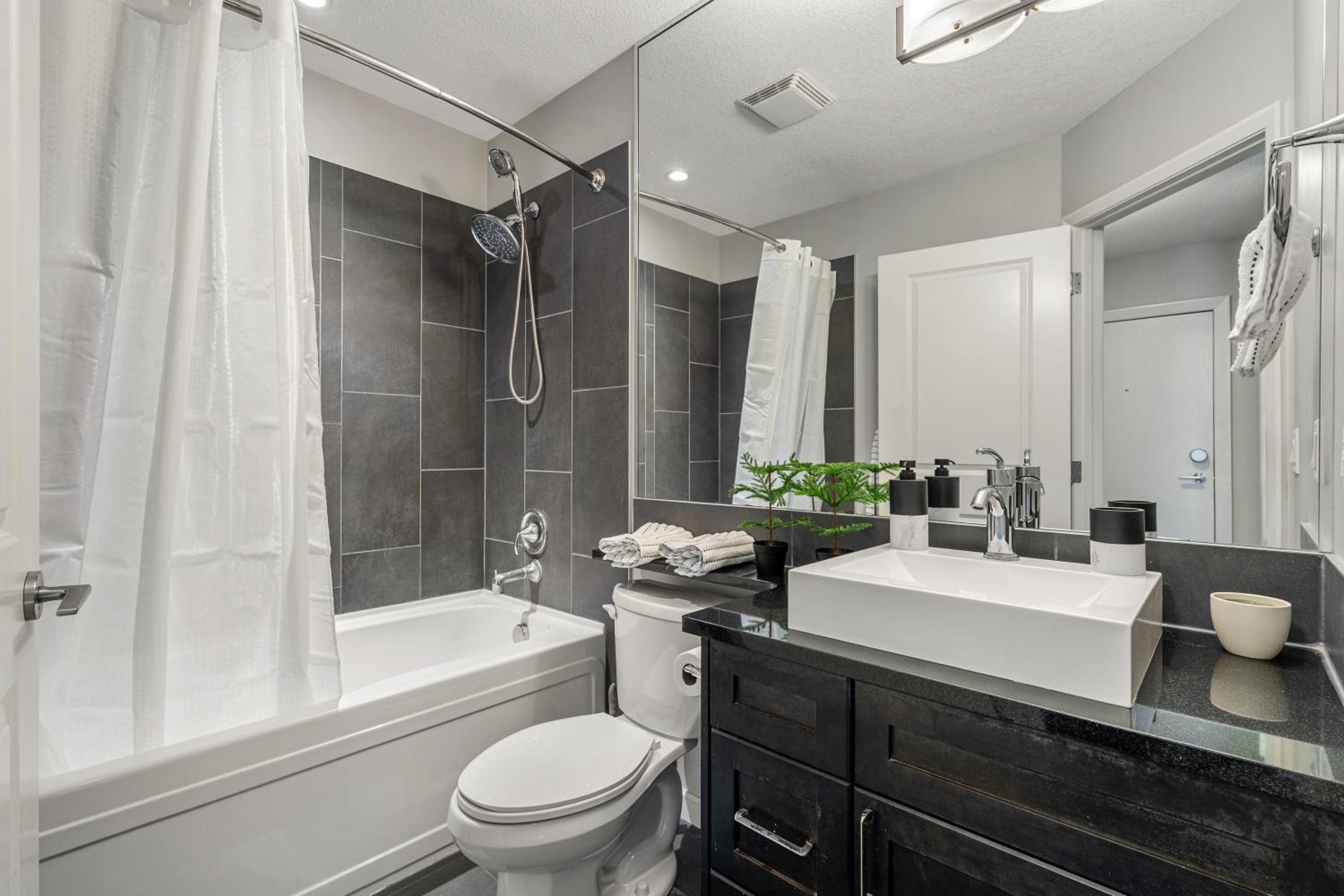 City View 1BR Downtown Calgary