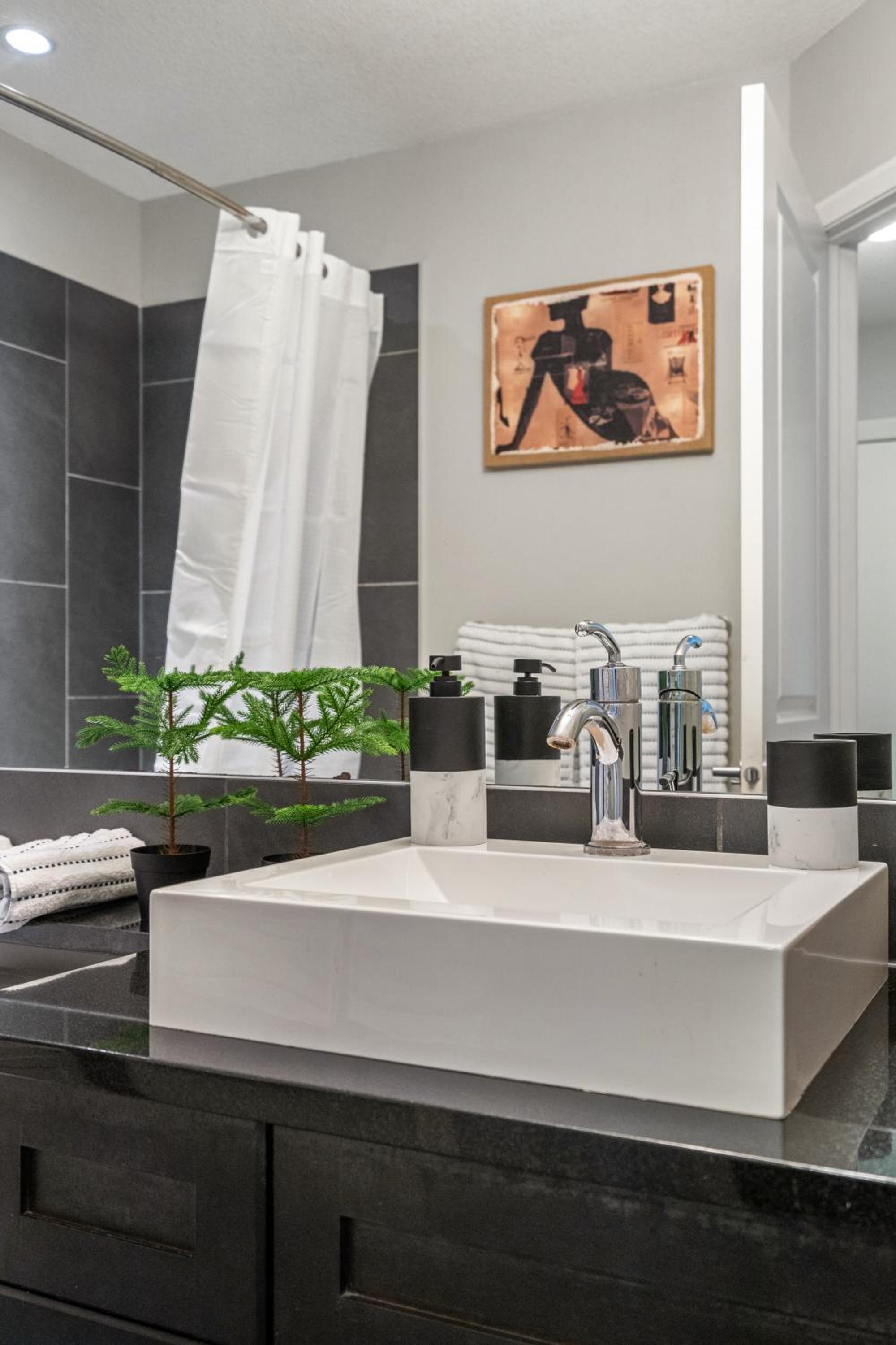 City View 1BR Downtown Calgary