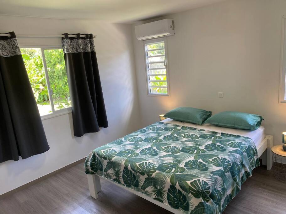 Ana iti Lodge PAEA Tahiti view 3