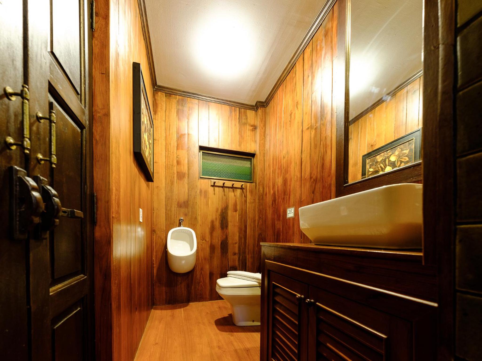 Sathu Hotel