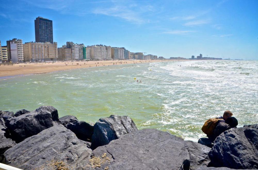 Caravan Aan Zee Arnani