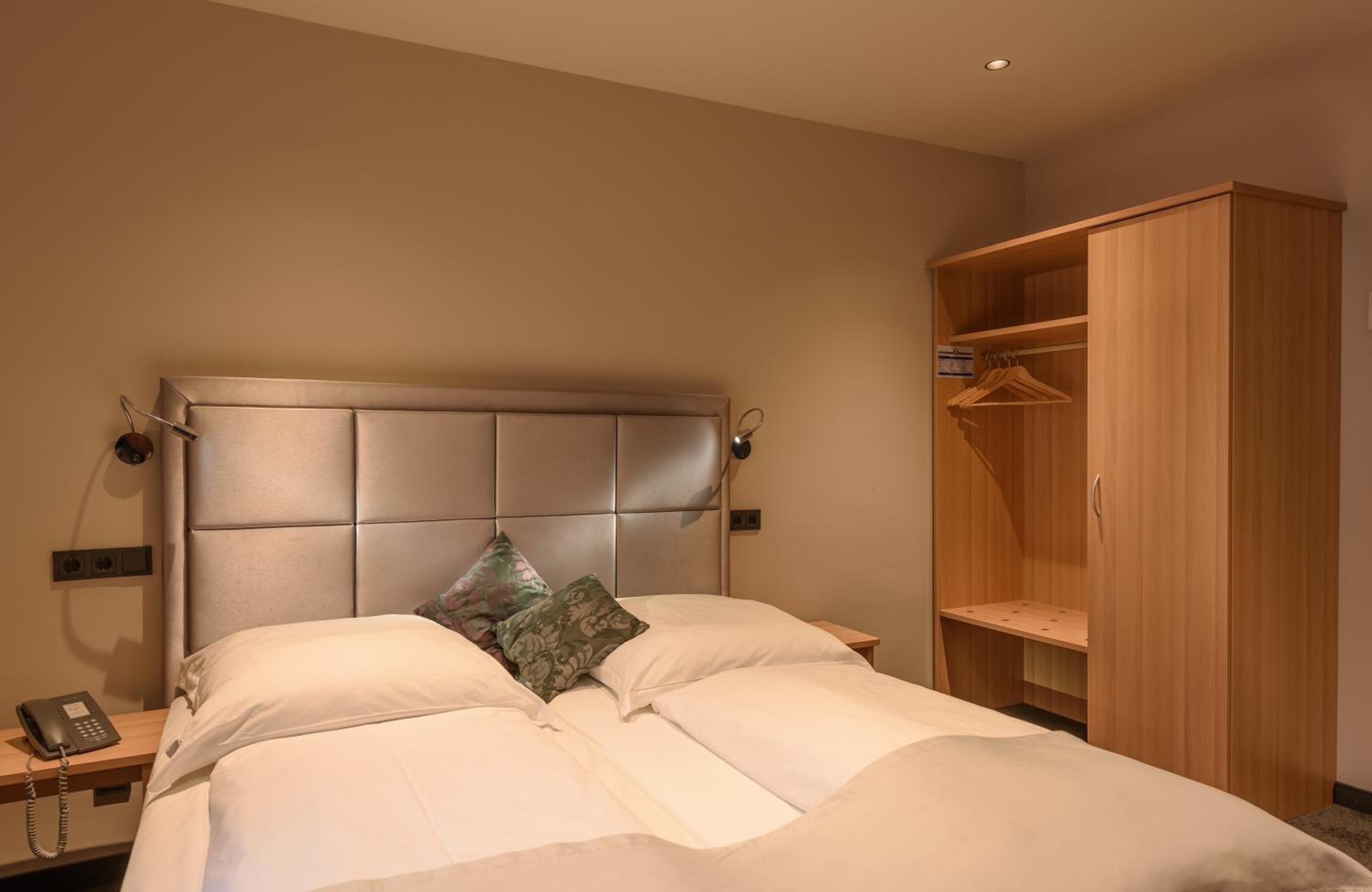 Hotel Cult Frankfurt City - Property Image 2