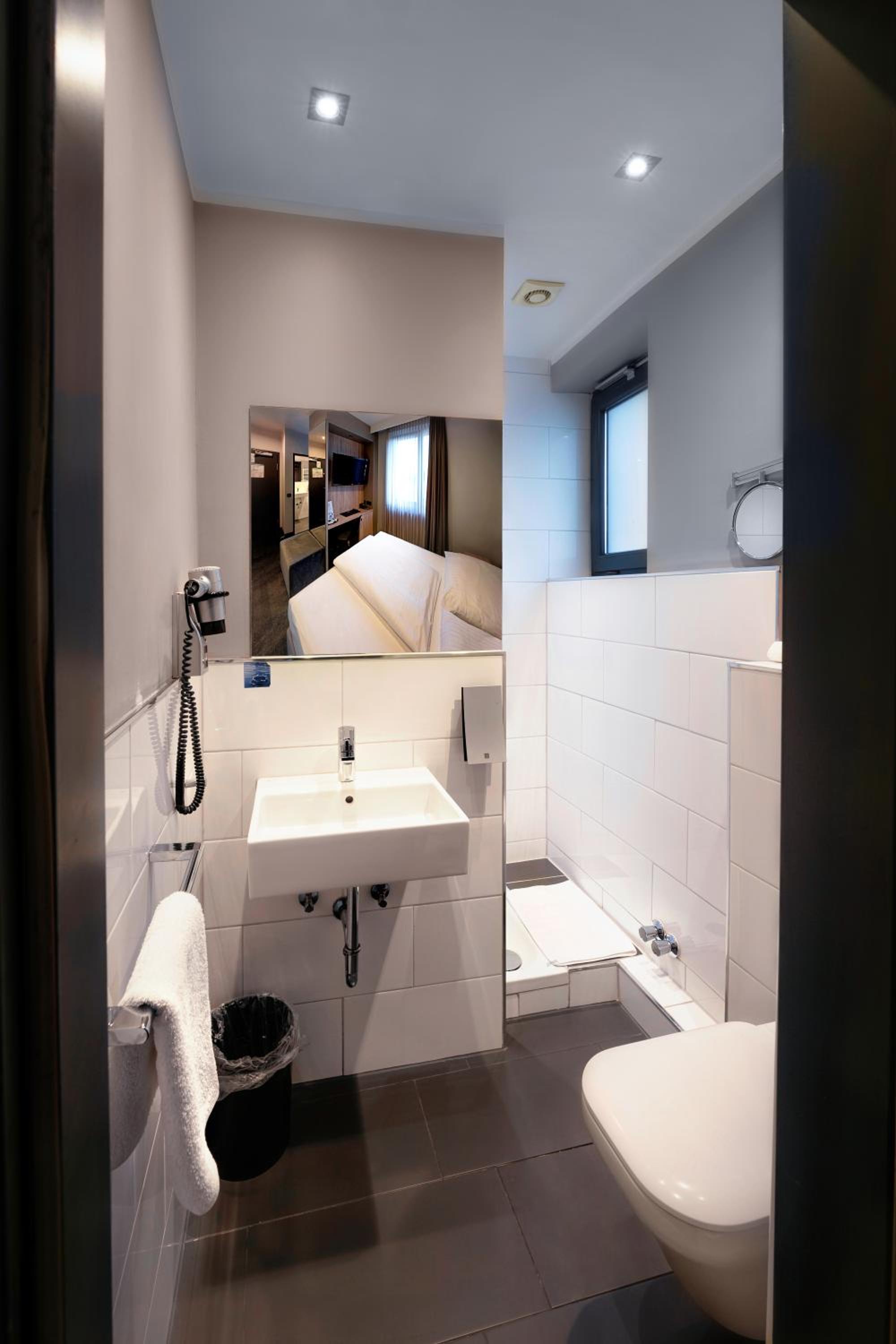 Hotel Cult Frankfurt City - Property Image 8