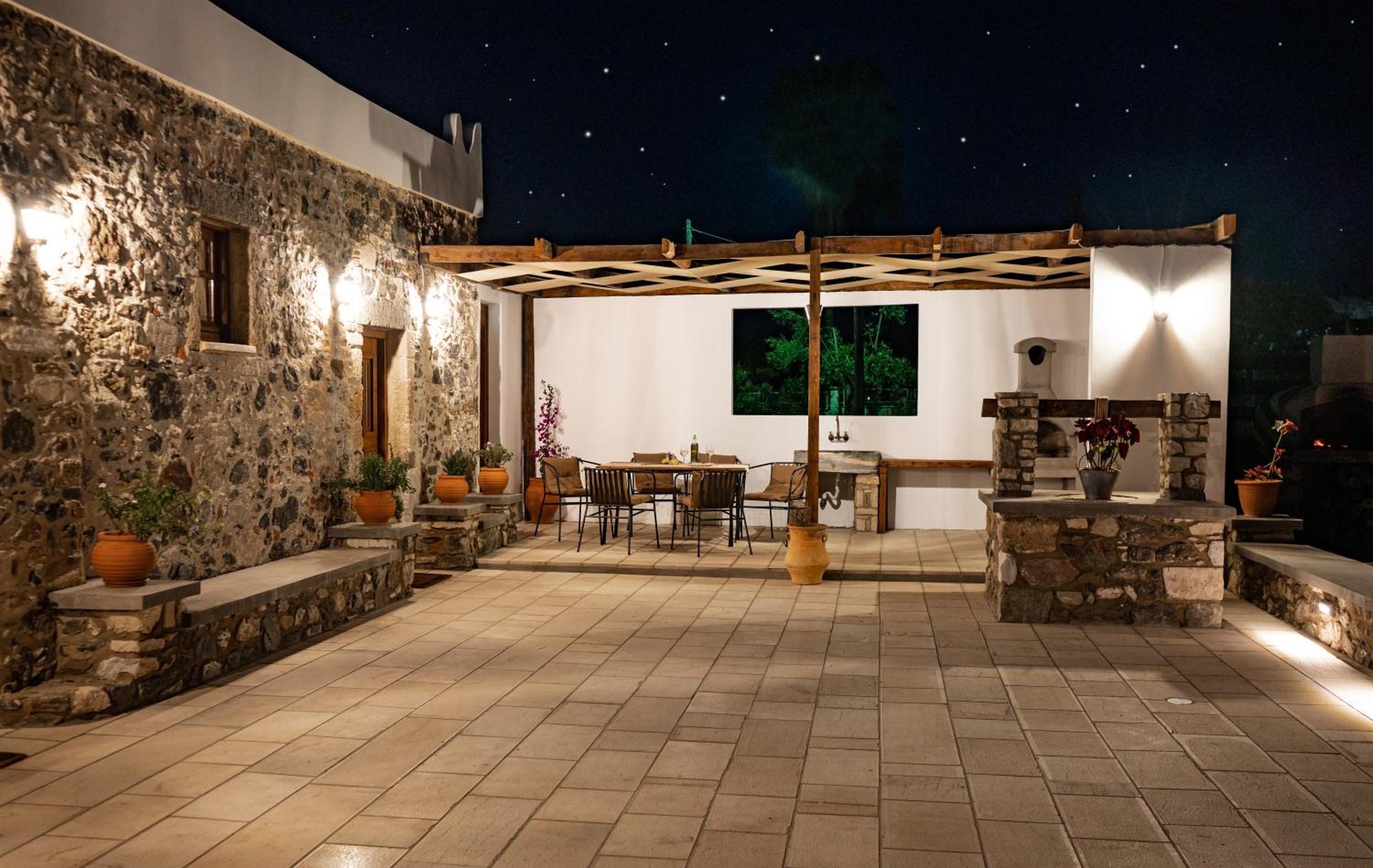 Paradisi Stone House