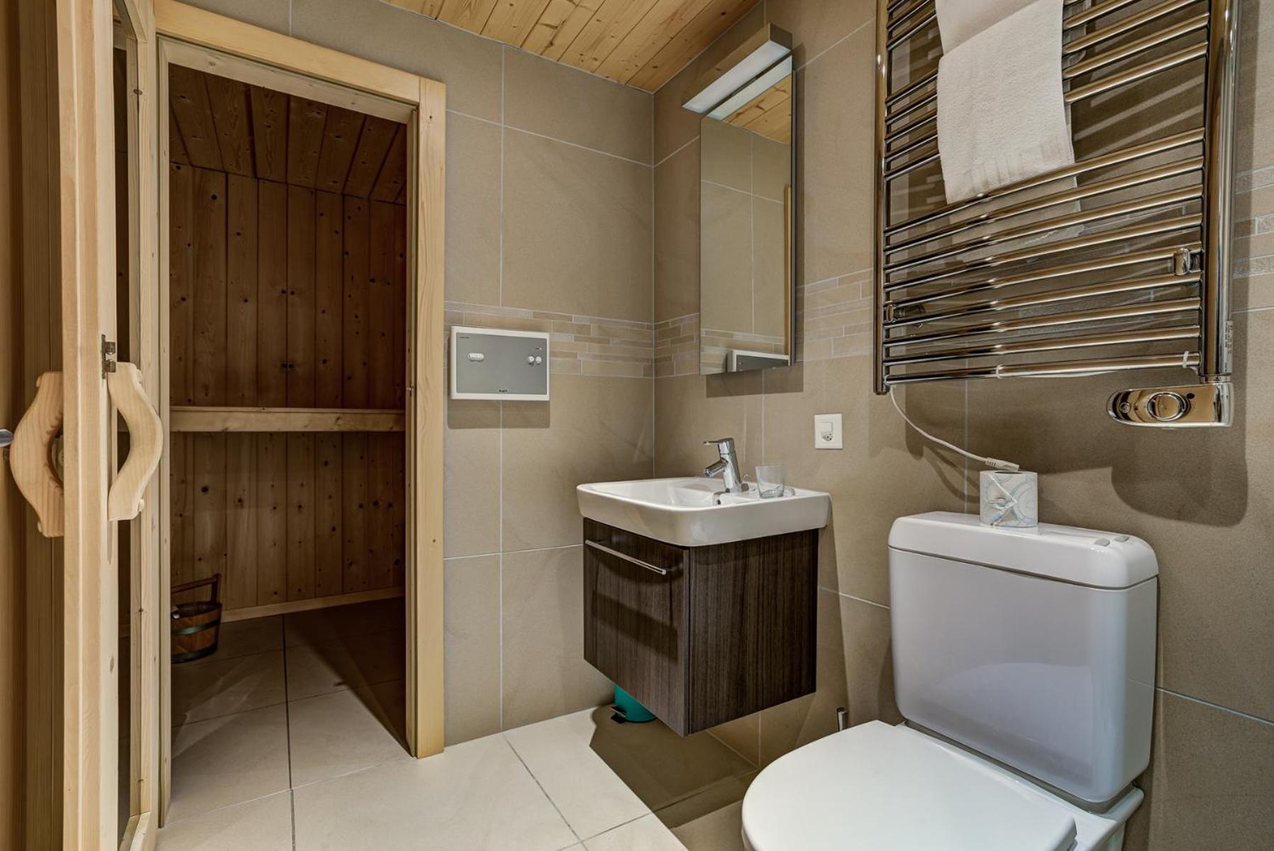 Chalet le Cerf view 3