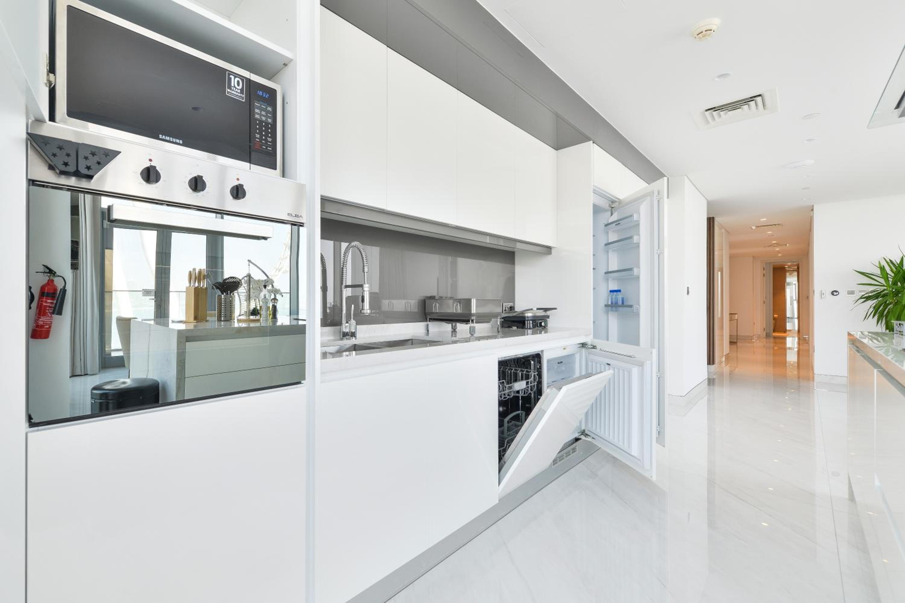 Spectacular 3 BR condo with maids room facing the Dubai Eye