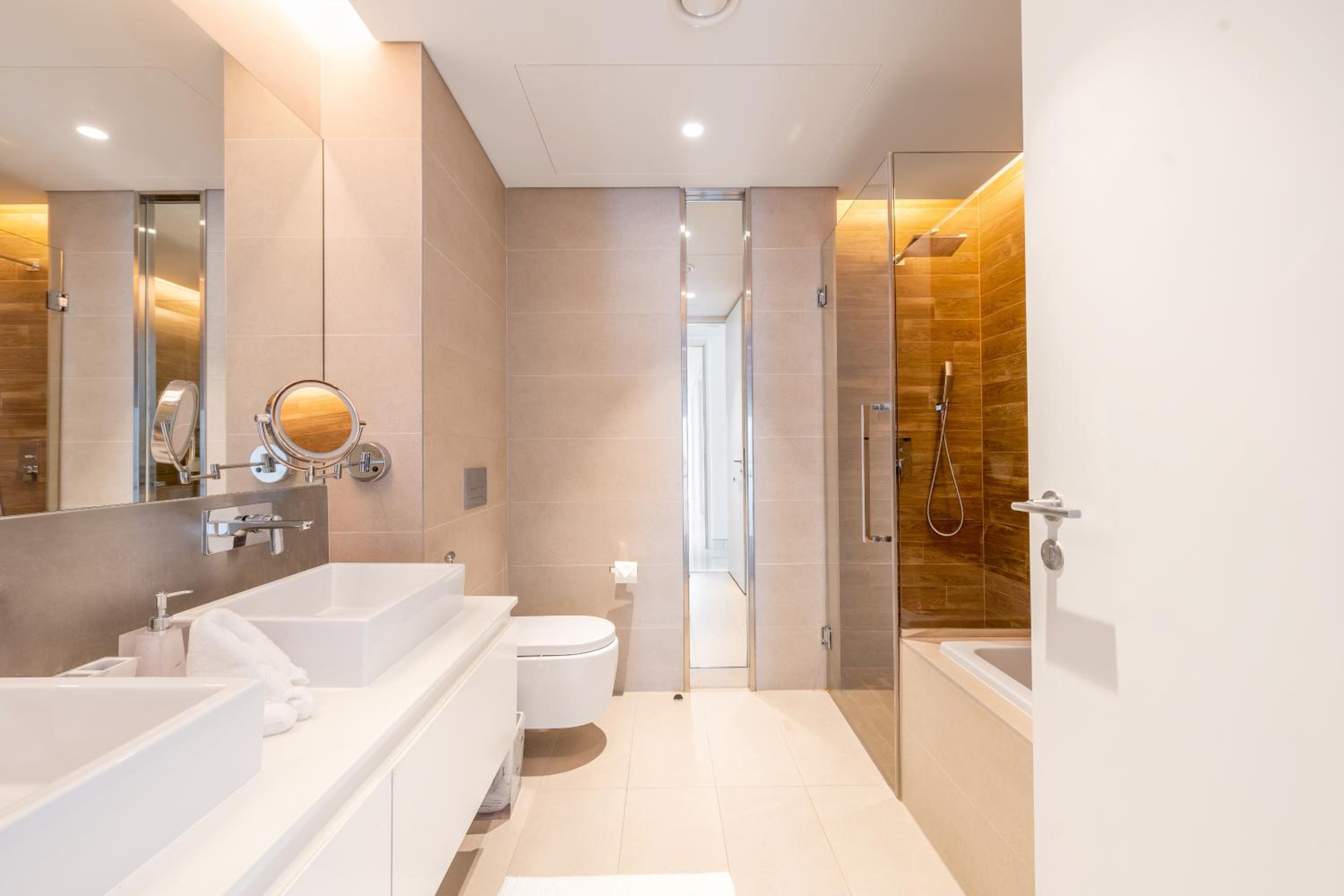 Spectacular 3 BR condo with maids room facing the Dubai Eye