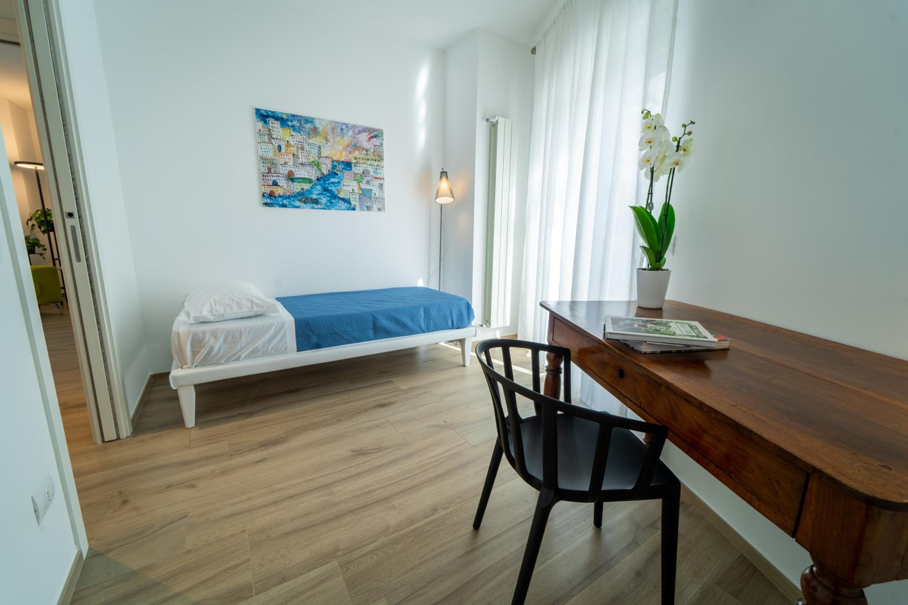 Blue way en Polignano a Mare — hotel room