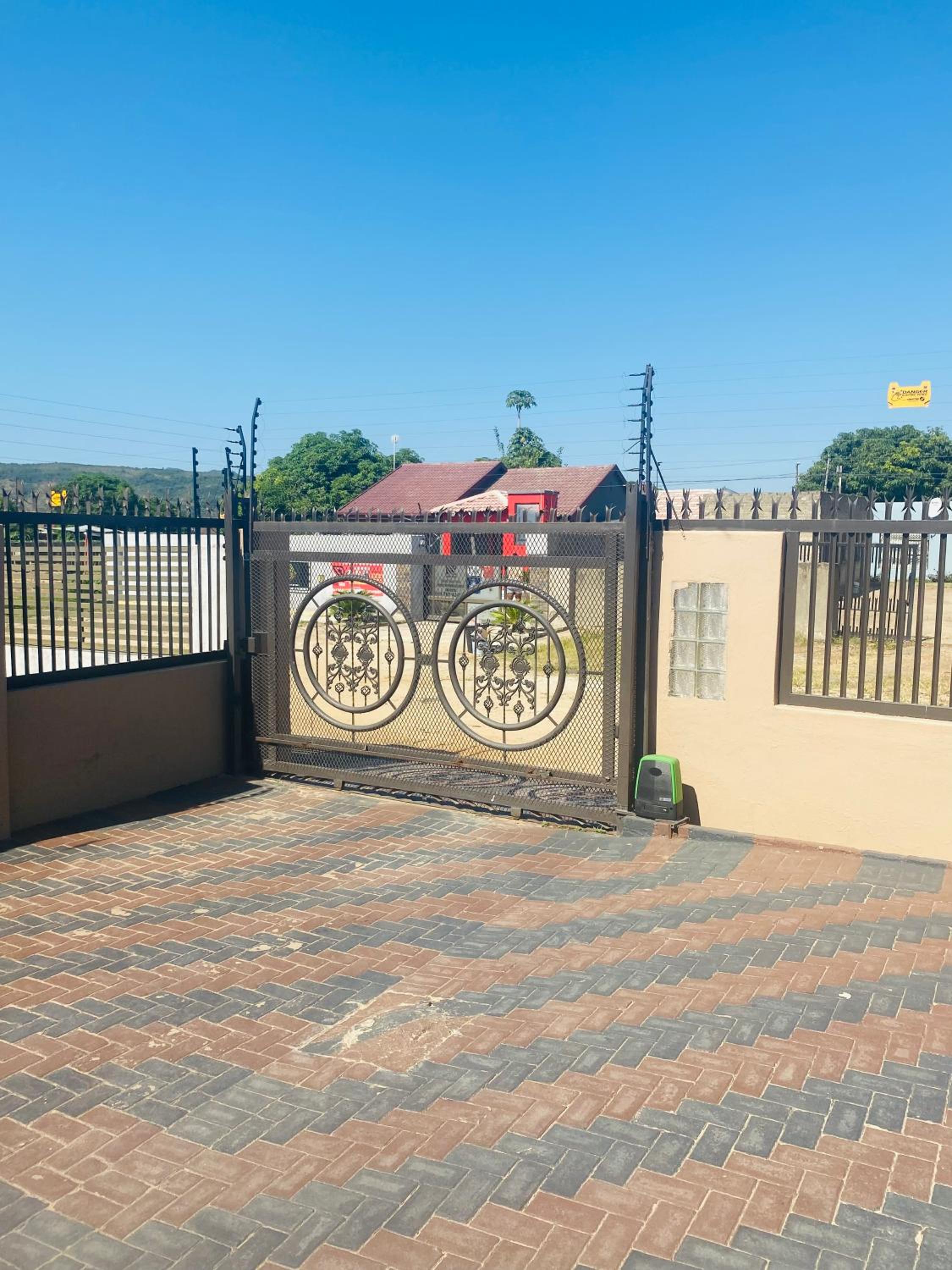 Executive Galaxy Guest House Nkowankowa Extension 2