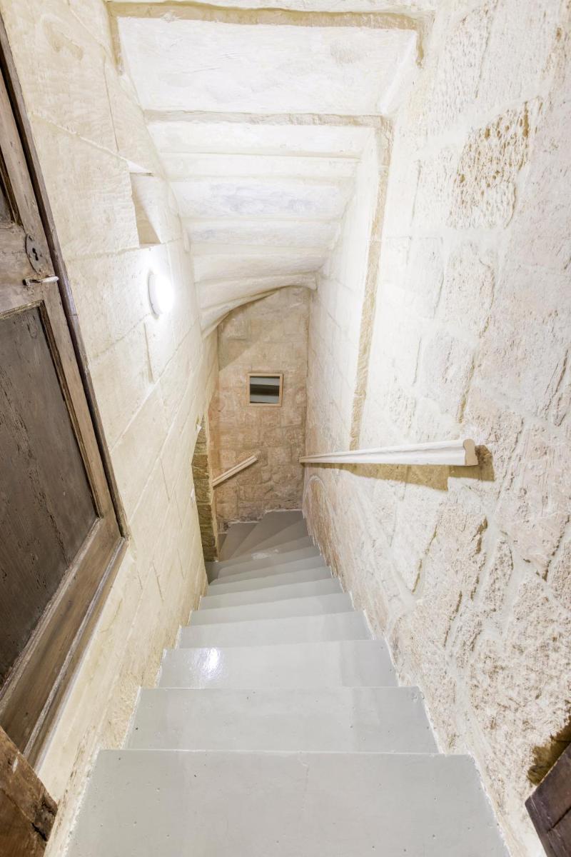VLT214- Valletta 2 Bedroom Townhouse view 5