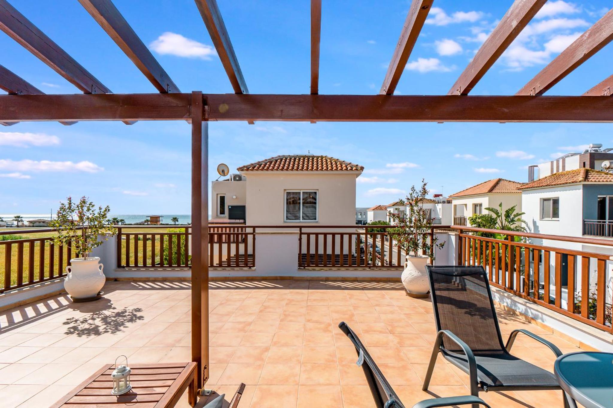 Villa Rosedale by Ezoria Villas