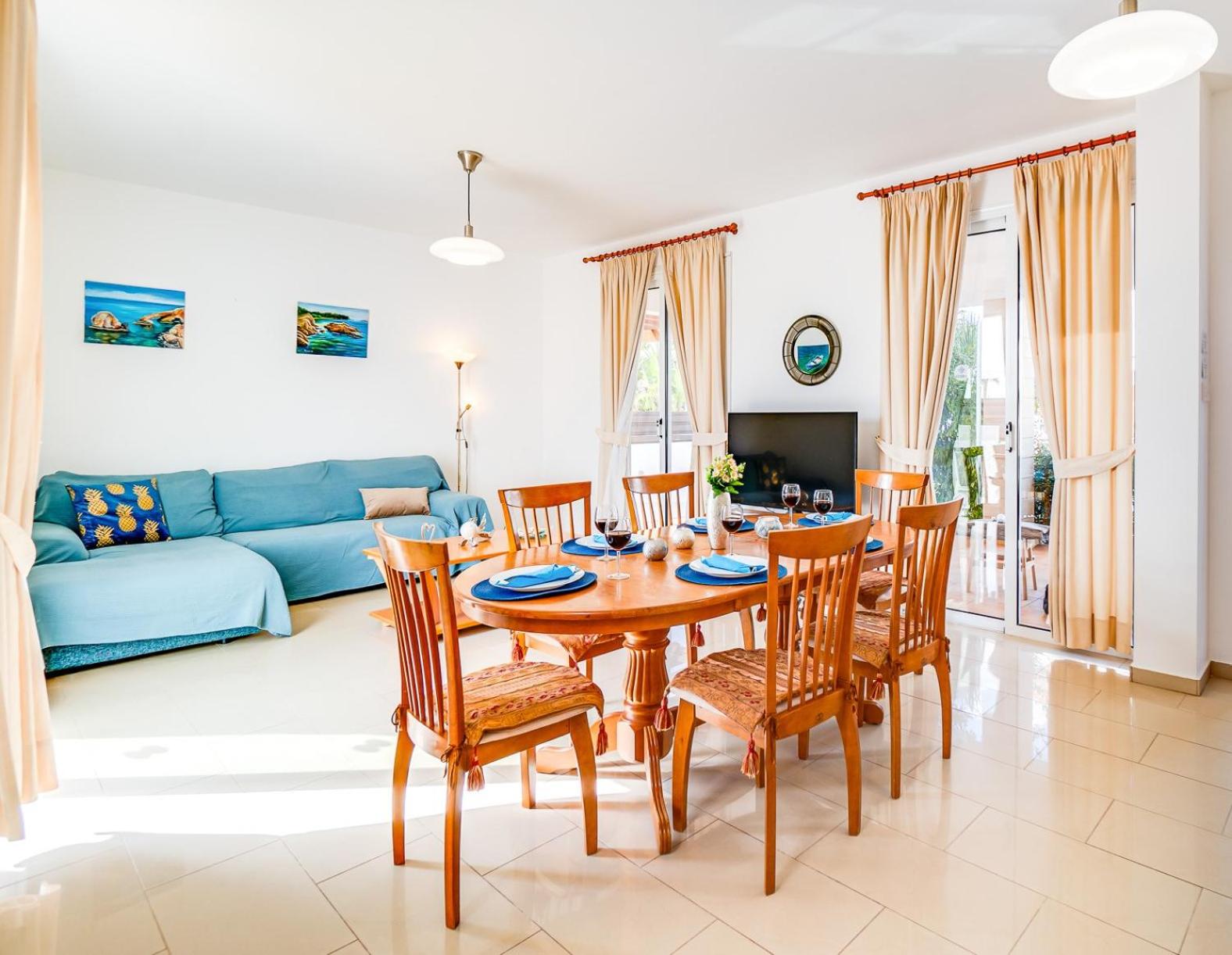 Villa Rosedale by Ezoria Villas