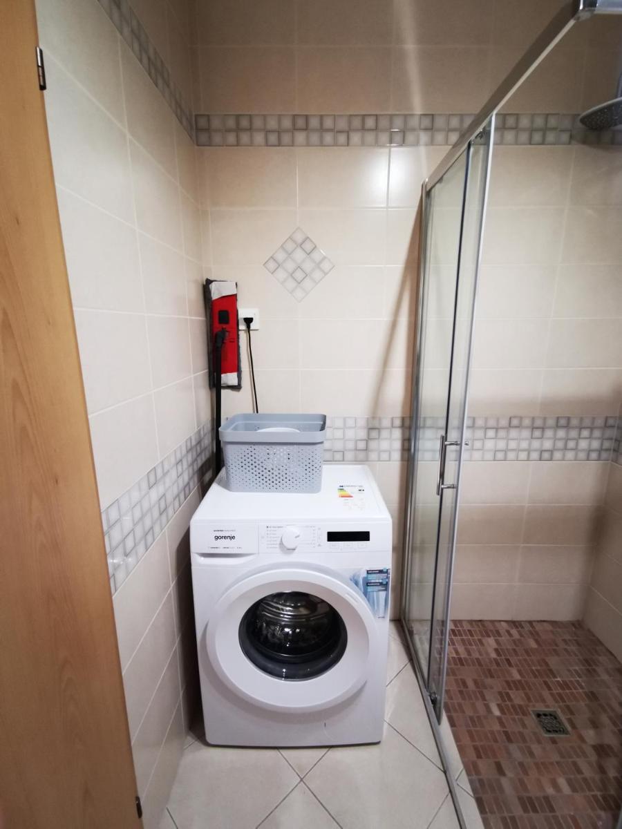 Photo 32
