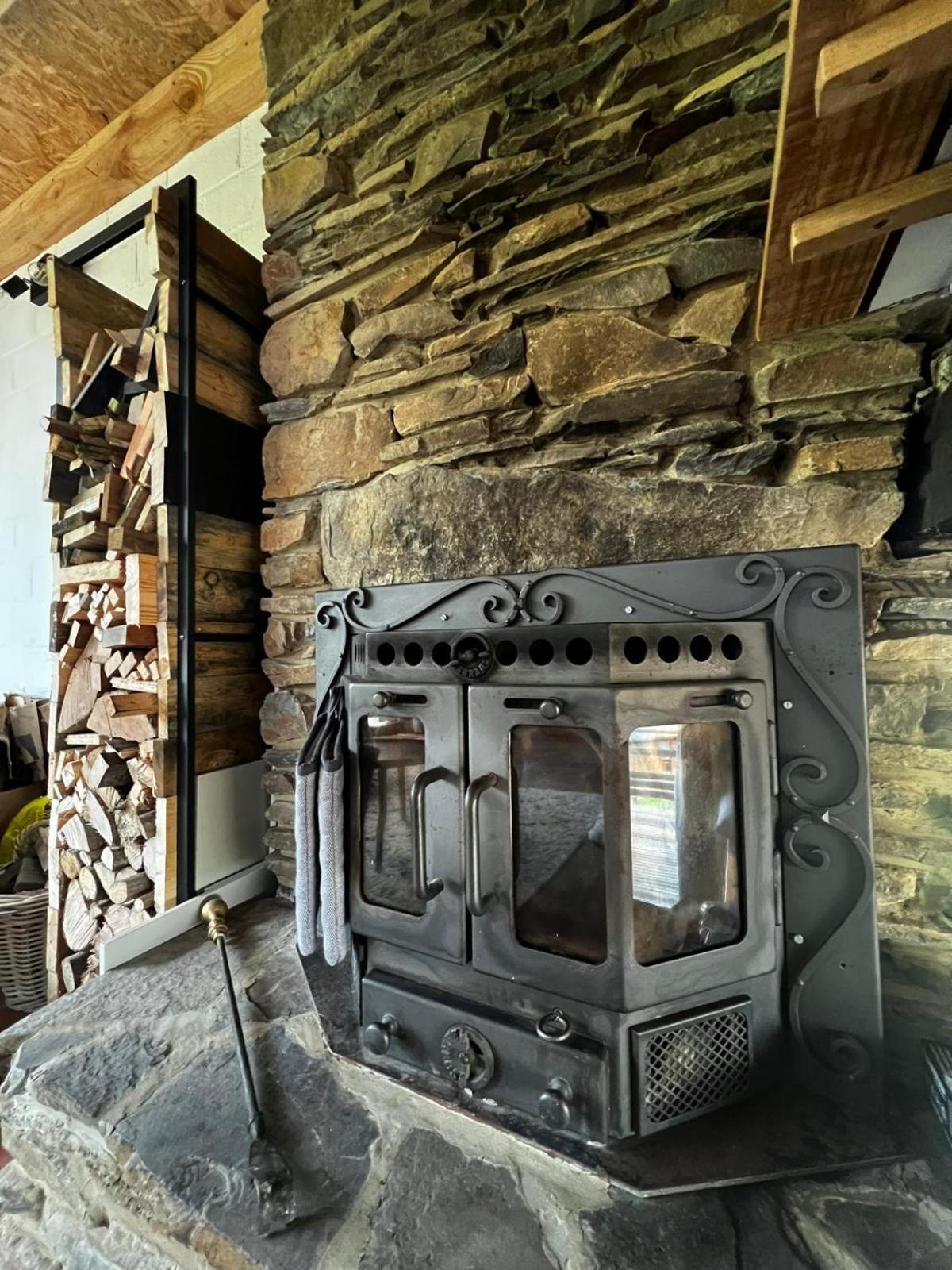 La cabane d'Hélie - Cottage en pleine forêt - Domaine du Bonsoy
