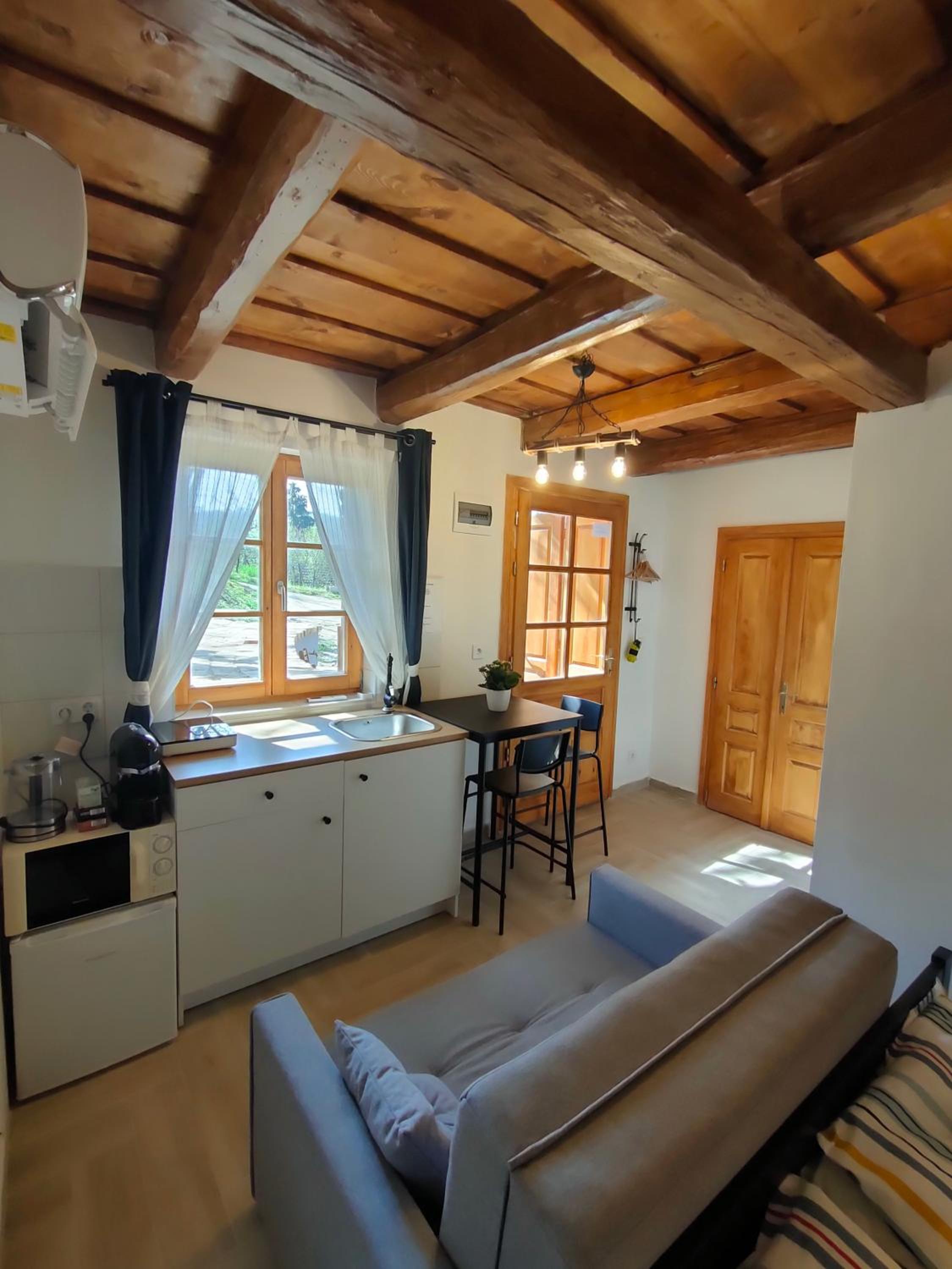 Három Dió Vendégház view 5