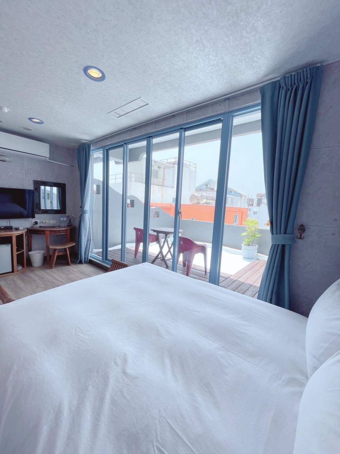 Blue Sea Inn