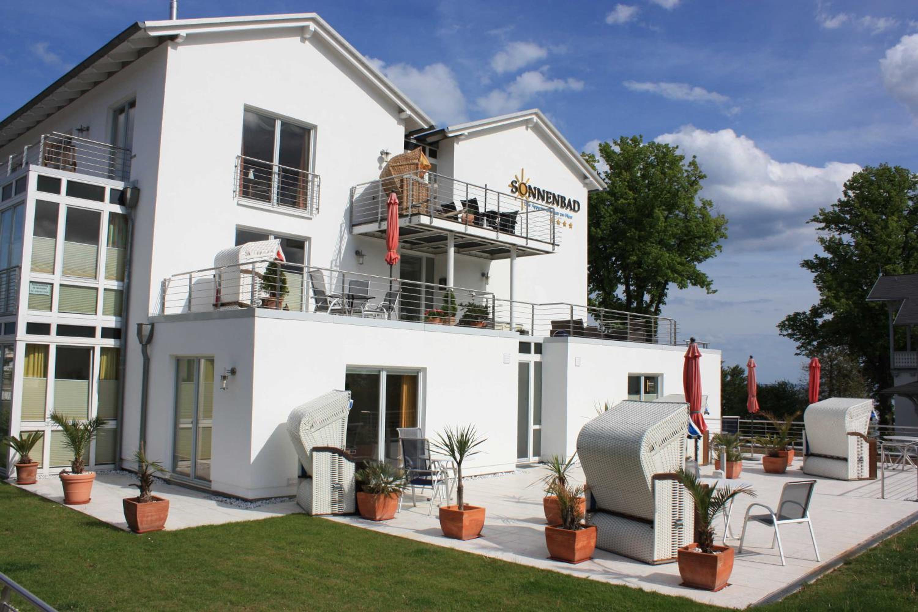 Sonnenbad Appartement Nr 06 mit maritimen Flair view 2