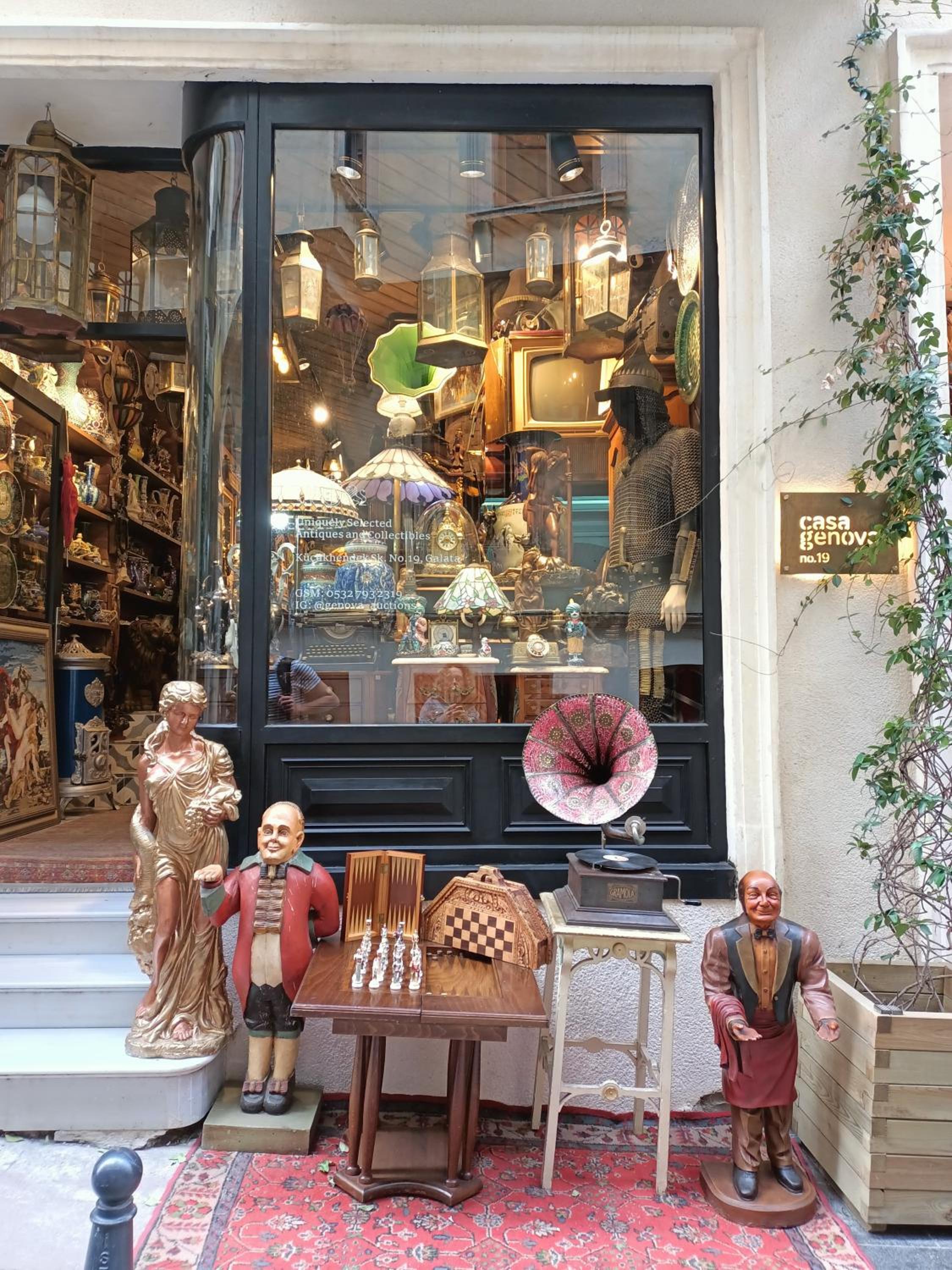 Agus Flats Galata