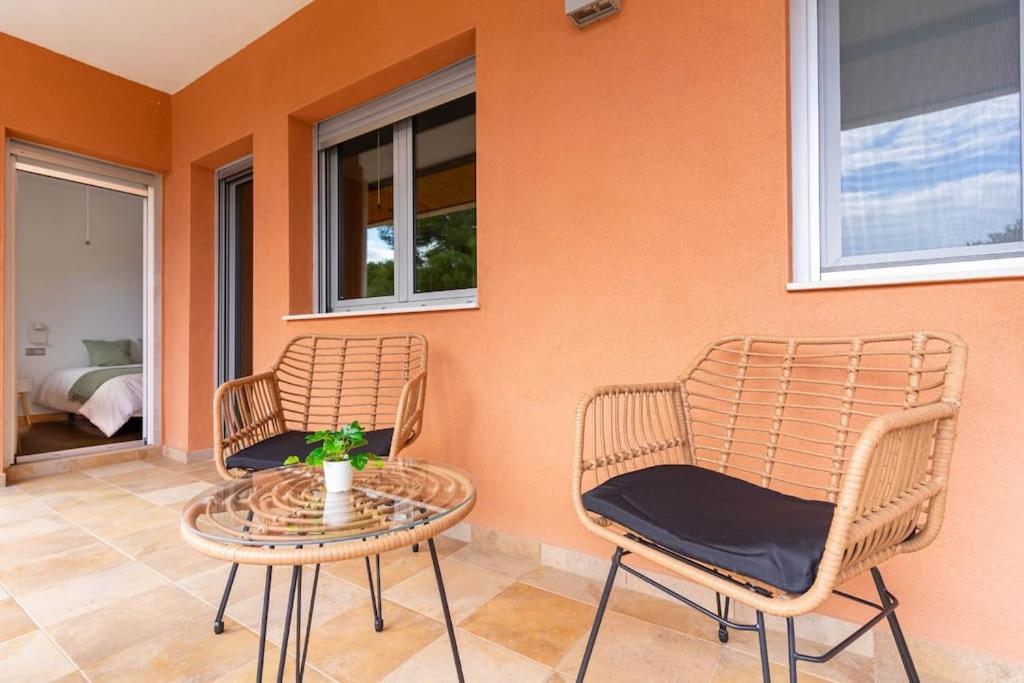 Acogedora Villa en Alicante con piscina & barbacoa